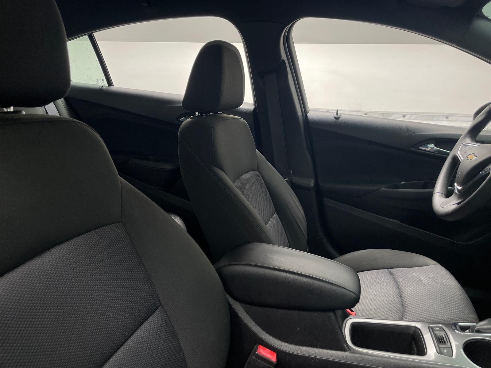 Thumbnail: 2016 Chevrolet Cruze - 2
