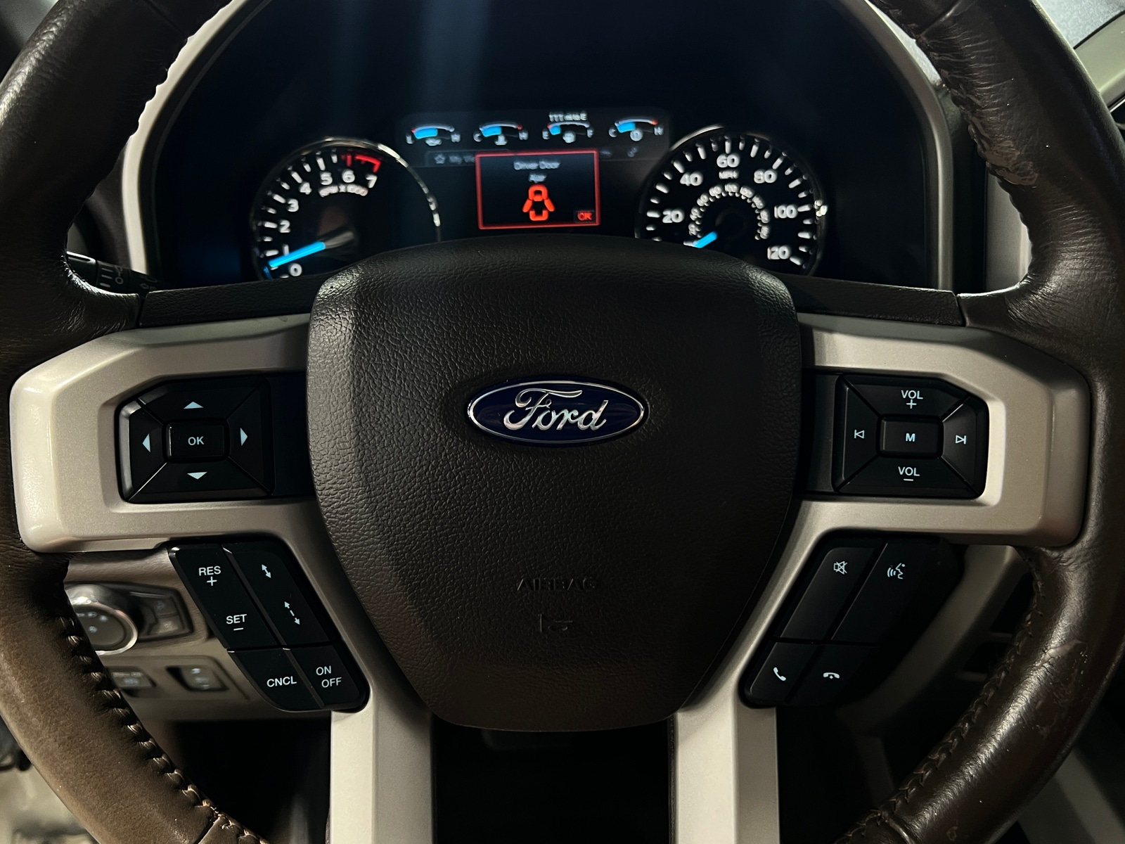 Thumbnail: 2020 Ford Econoline - 4