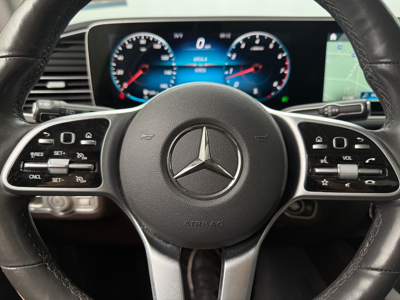 Thumbnail: 2020 Mercedes-Benz GLE - 4
