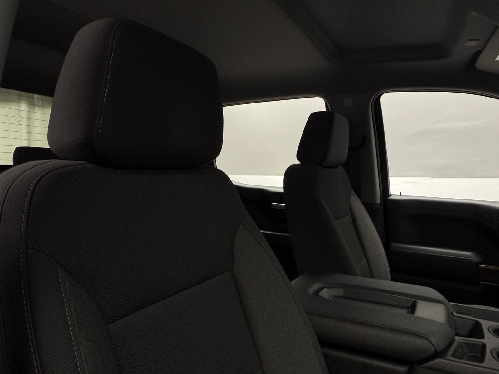 Thumbnail: 2021 Chevrolet Silverado 1500 - 2