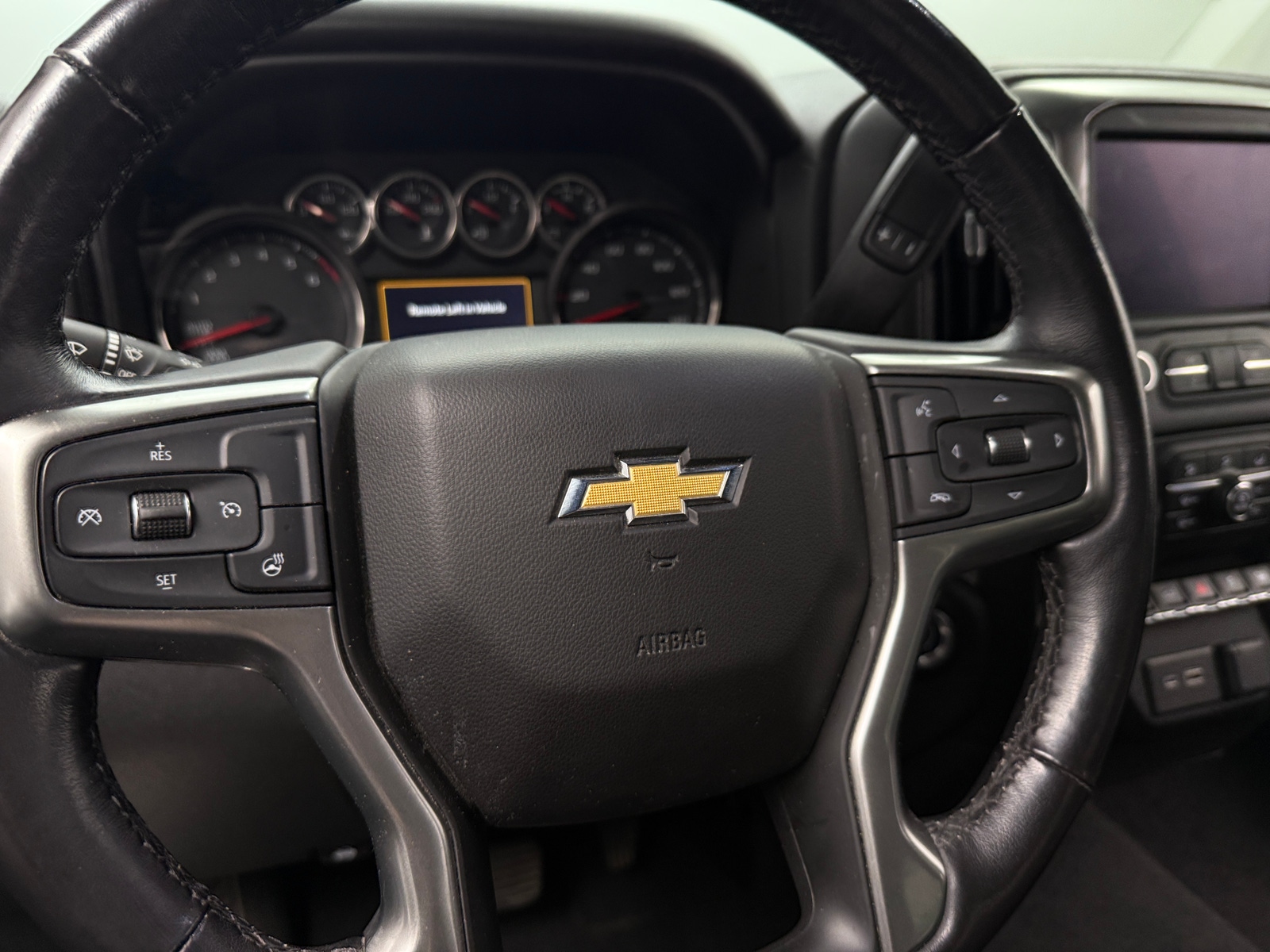 Thumbnail: 2021 Chevrolet Silverado 1500 - 5