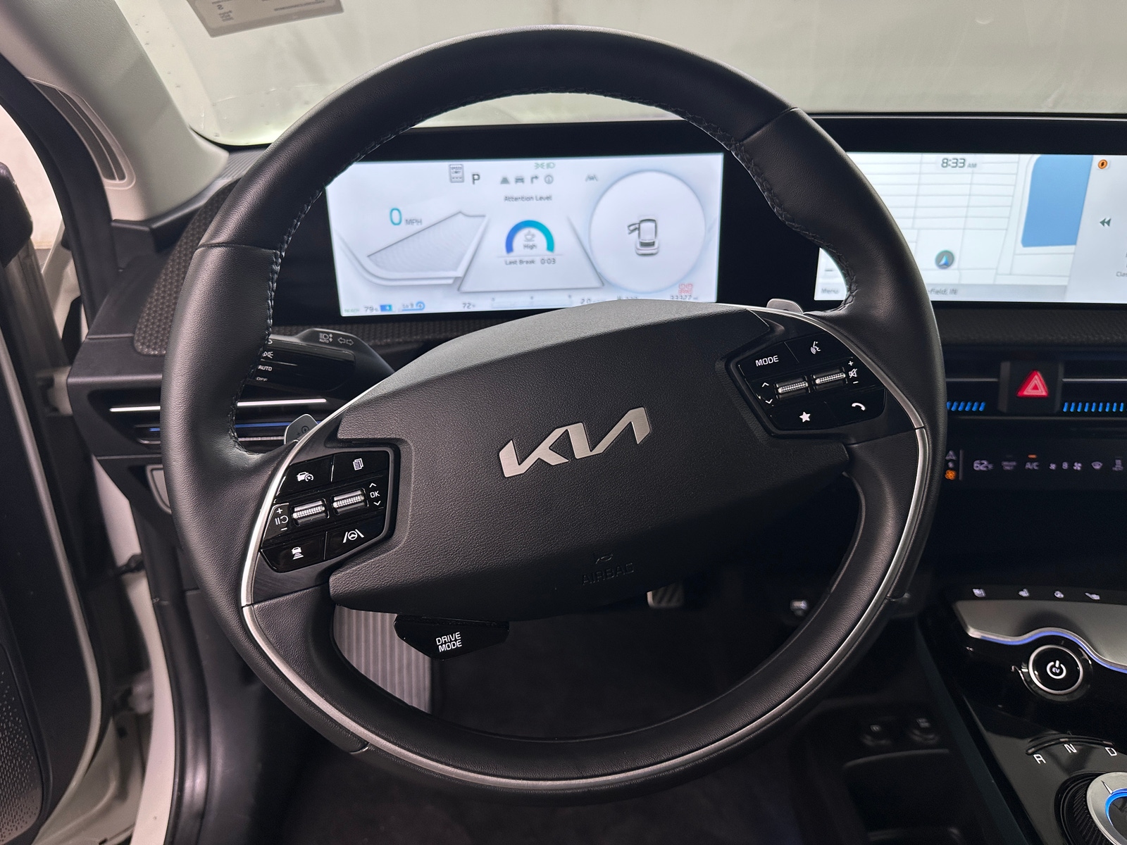 Thumbnail: 2022 Kia EV6 - 4