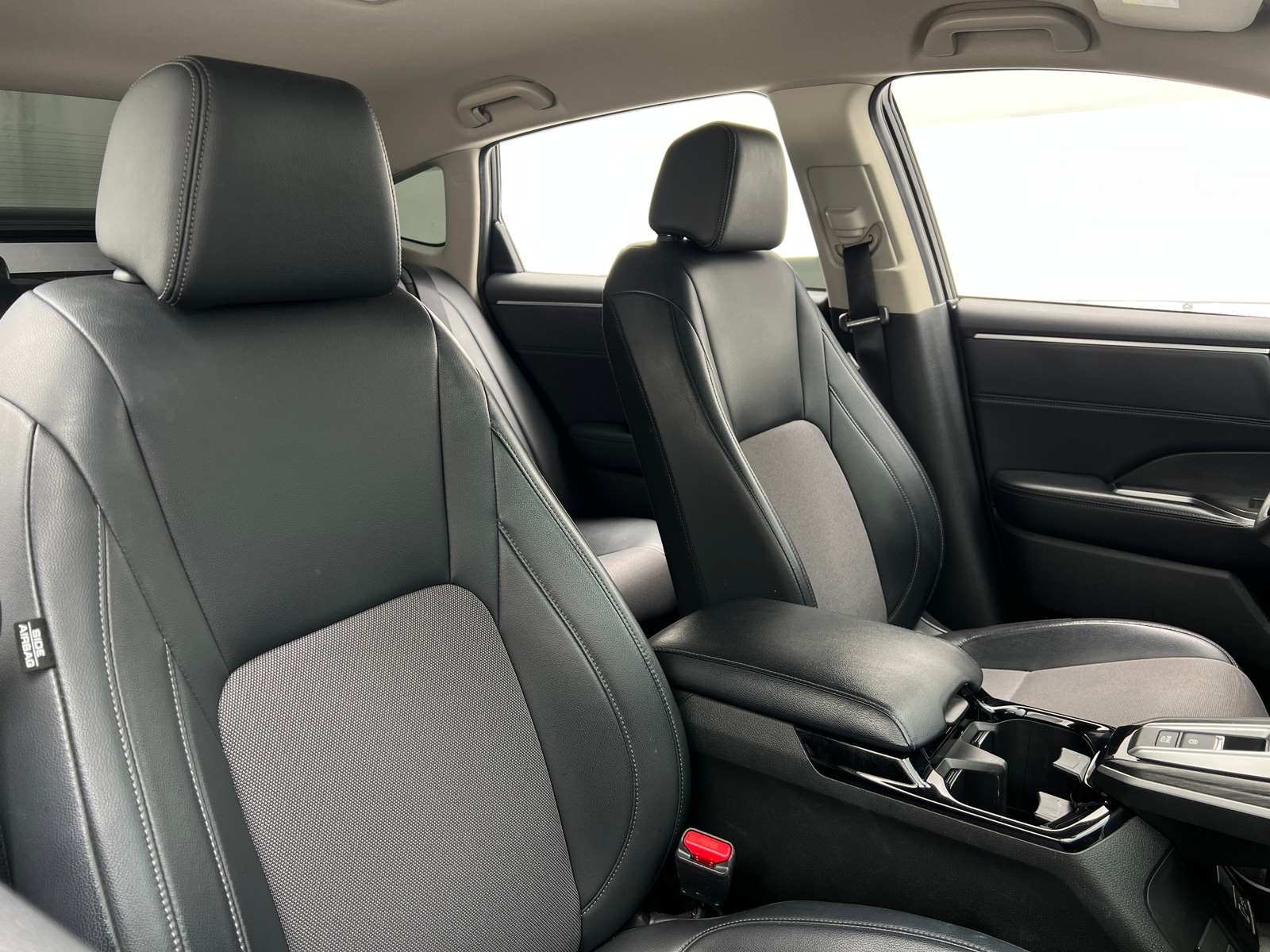 Thumbnail: 2018 Honda Clarity - 2