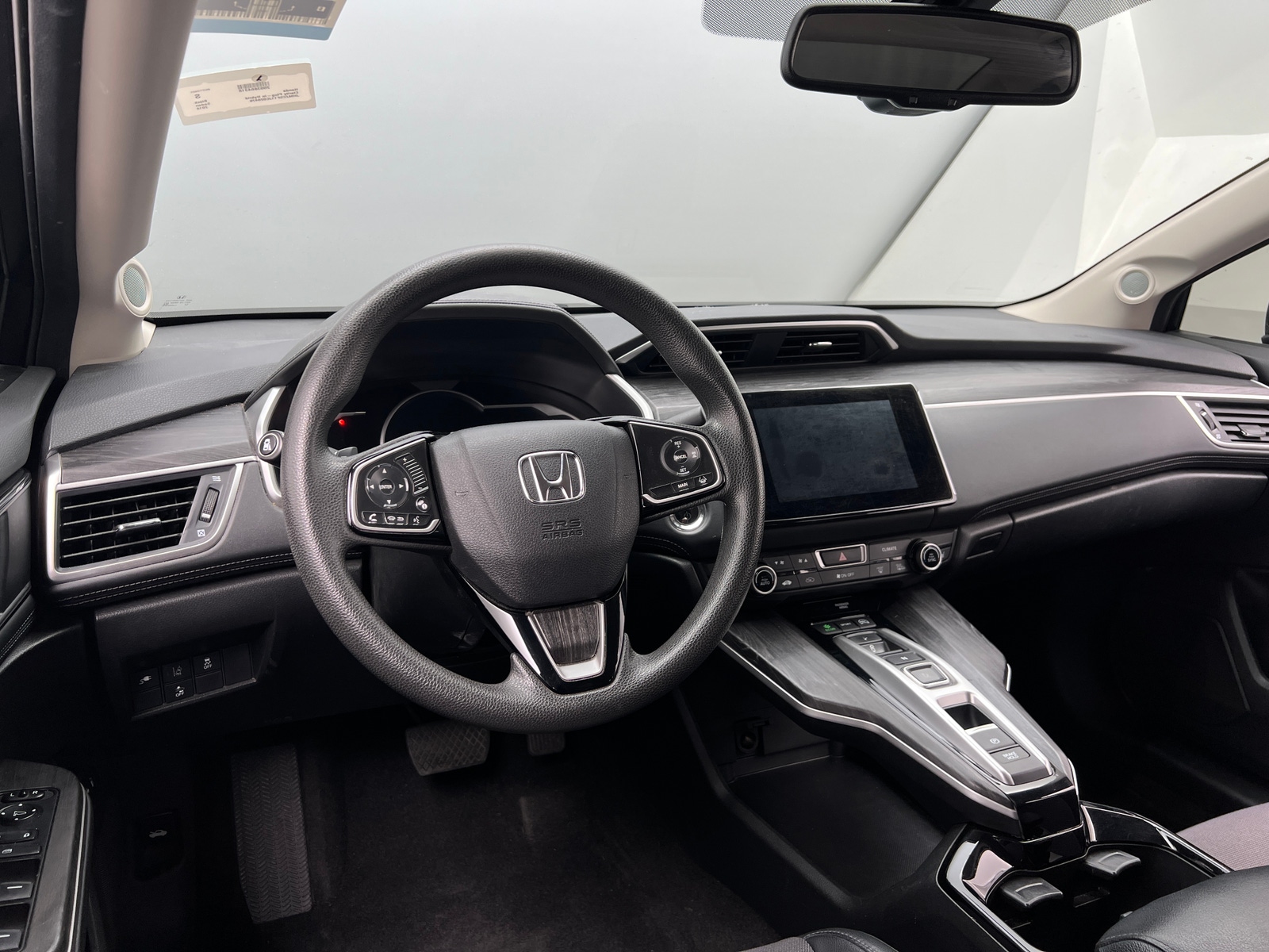 Thumbnail: 2018 Honda Clarity - 3