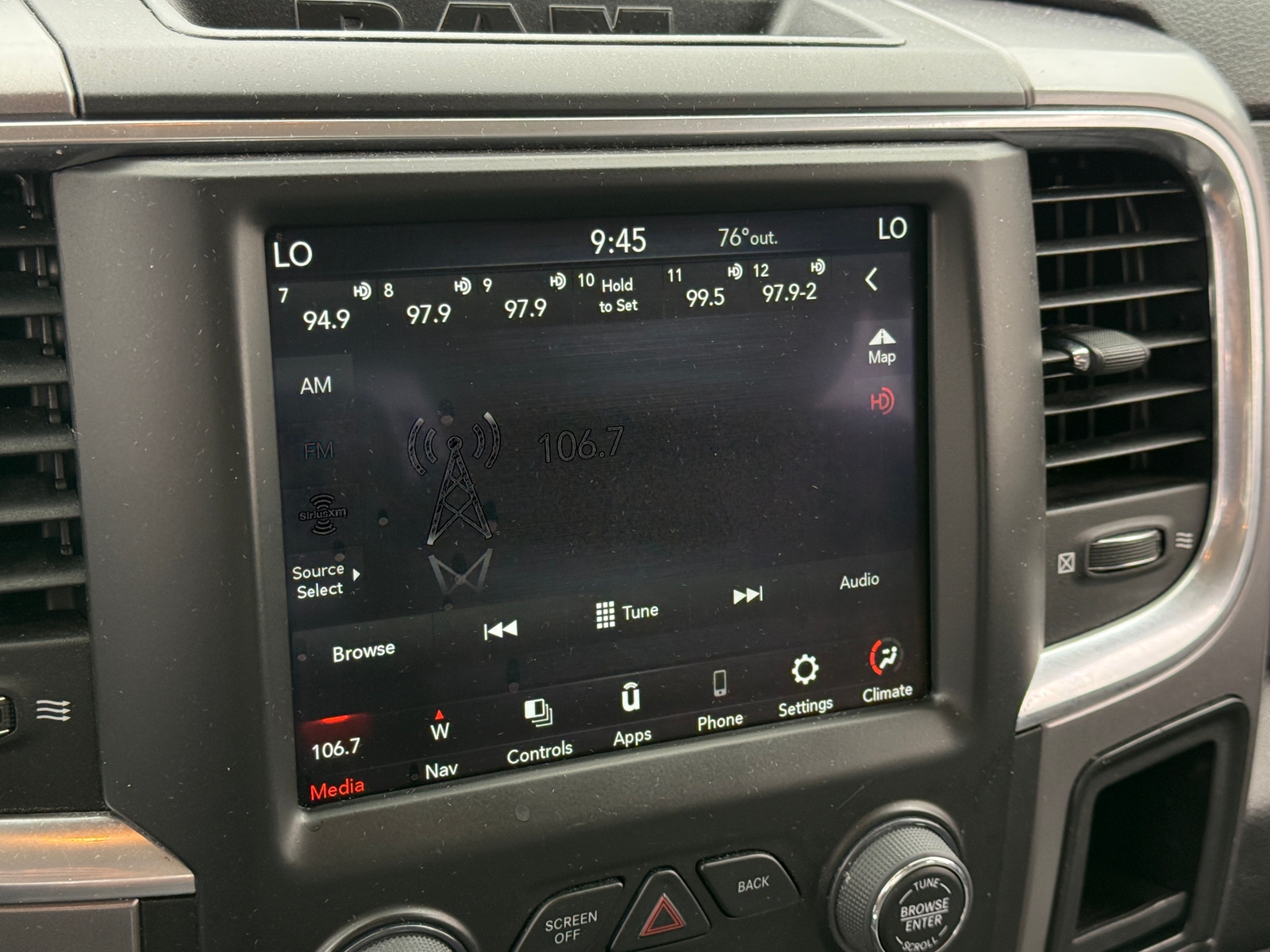 Thumbnail: 2023 RAM 1500 Classic - 4