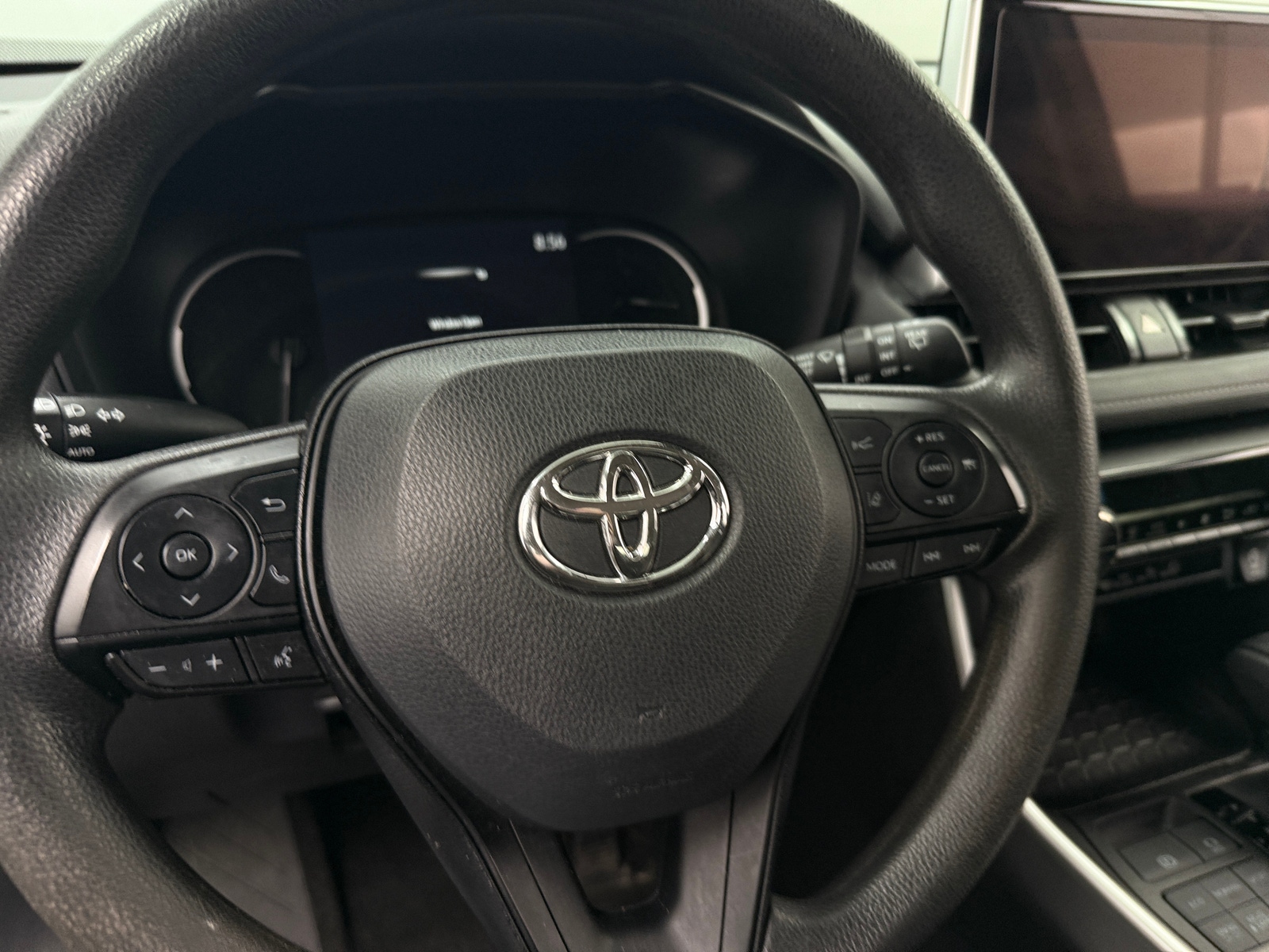 Thumbnail: 2023 Toyota RAV4 - 5