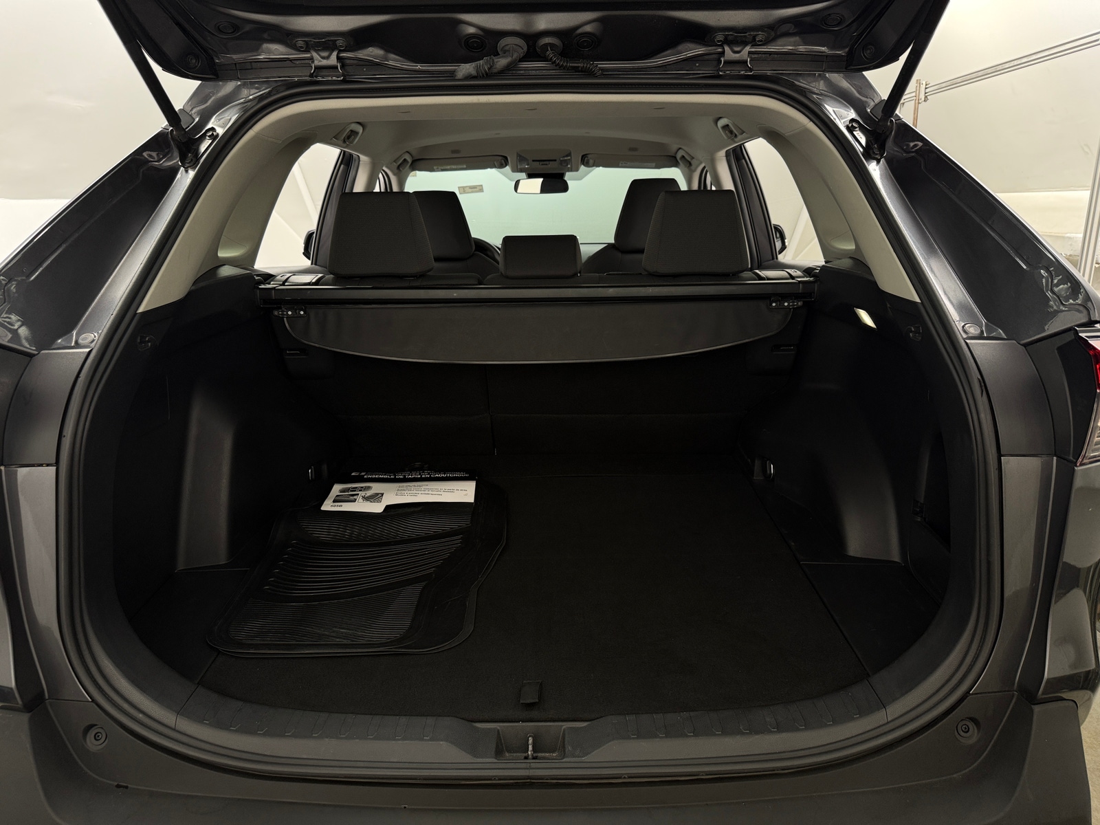 Thumbnail: 2023 Toyota RAV4 - 7