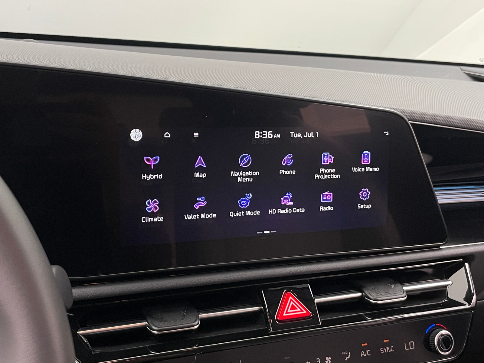 Thumbnail: 2024 Kia Niro - 4