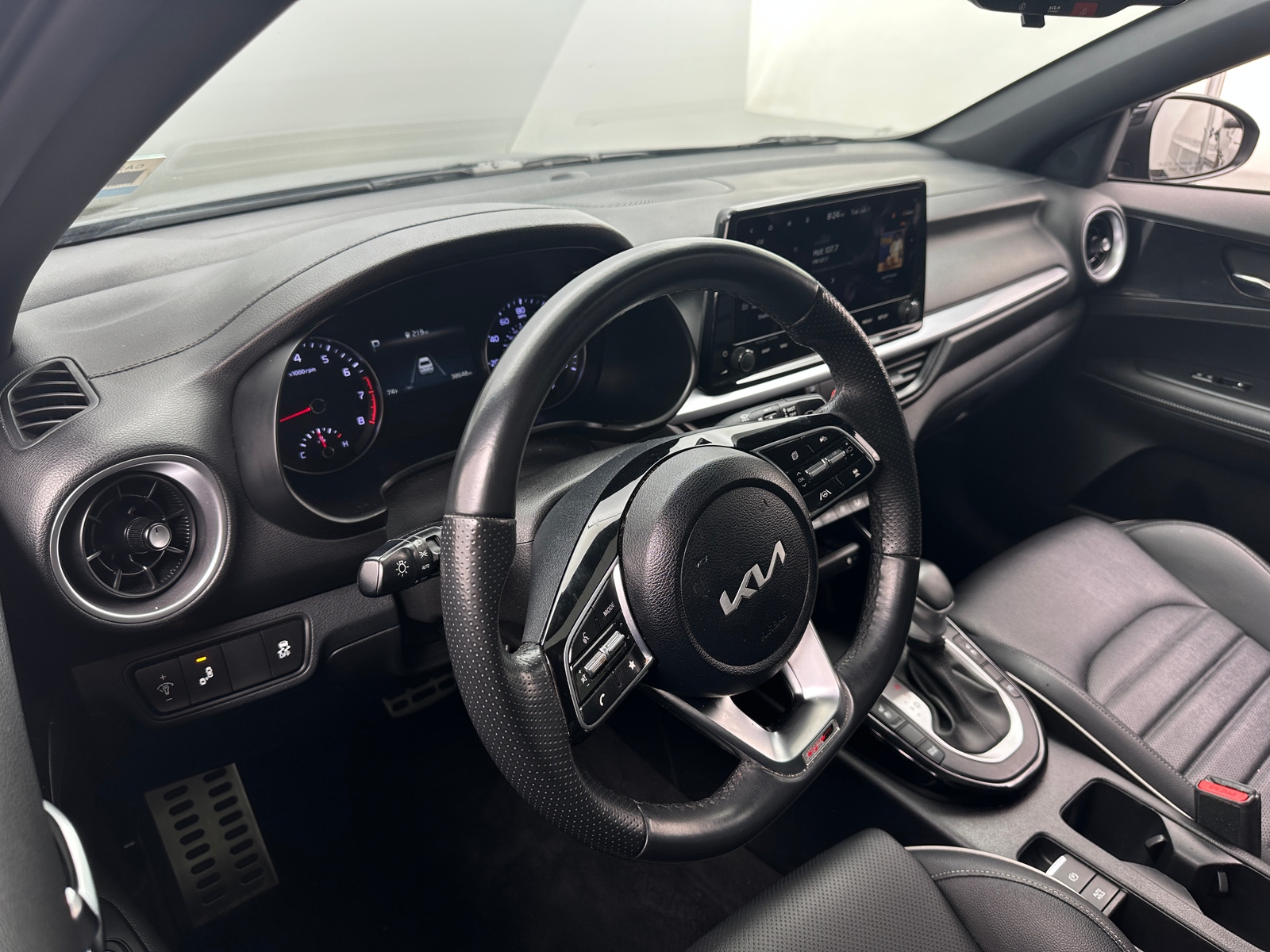 Thumbnail: 2023 Kia Forte - 3