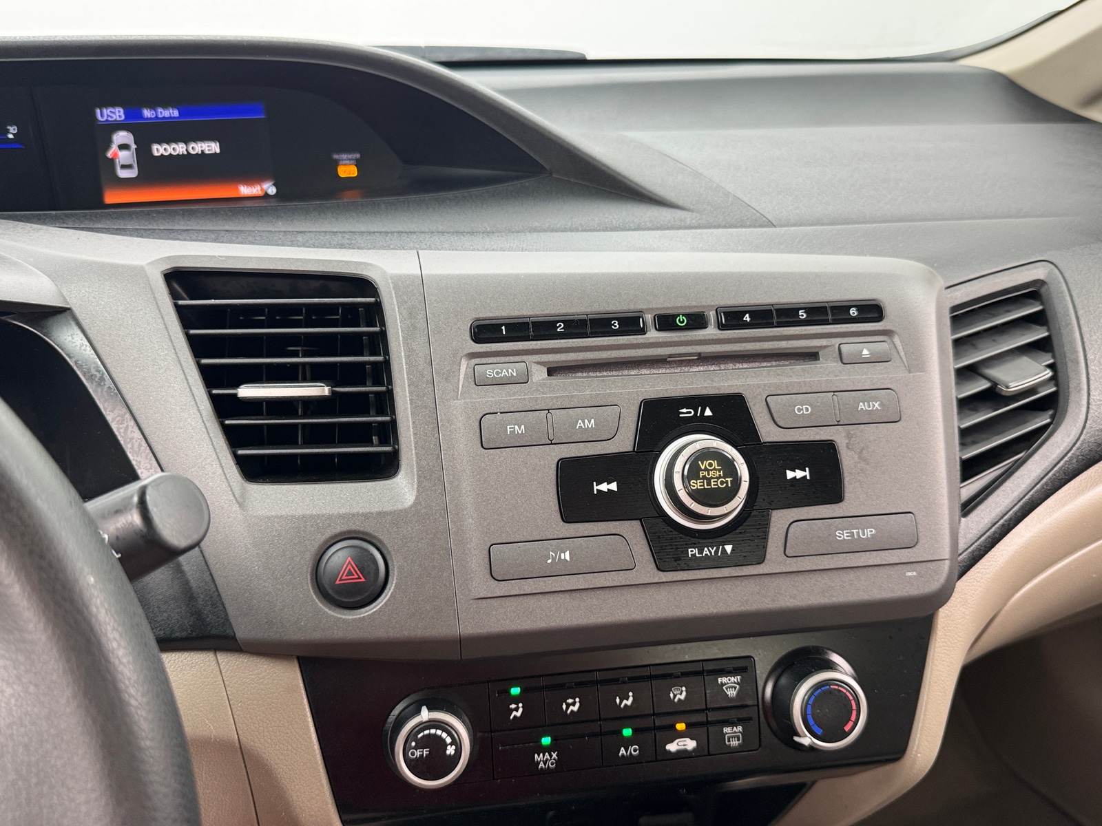 Thumbnail: 2012 Honda Civic - 4