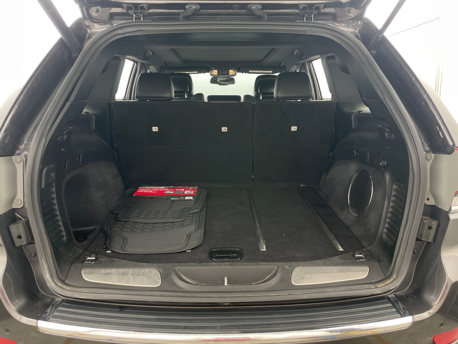 Thumbnail: 2015 Jeep Grand Cherokee - 6