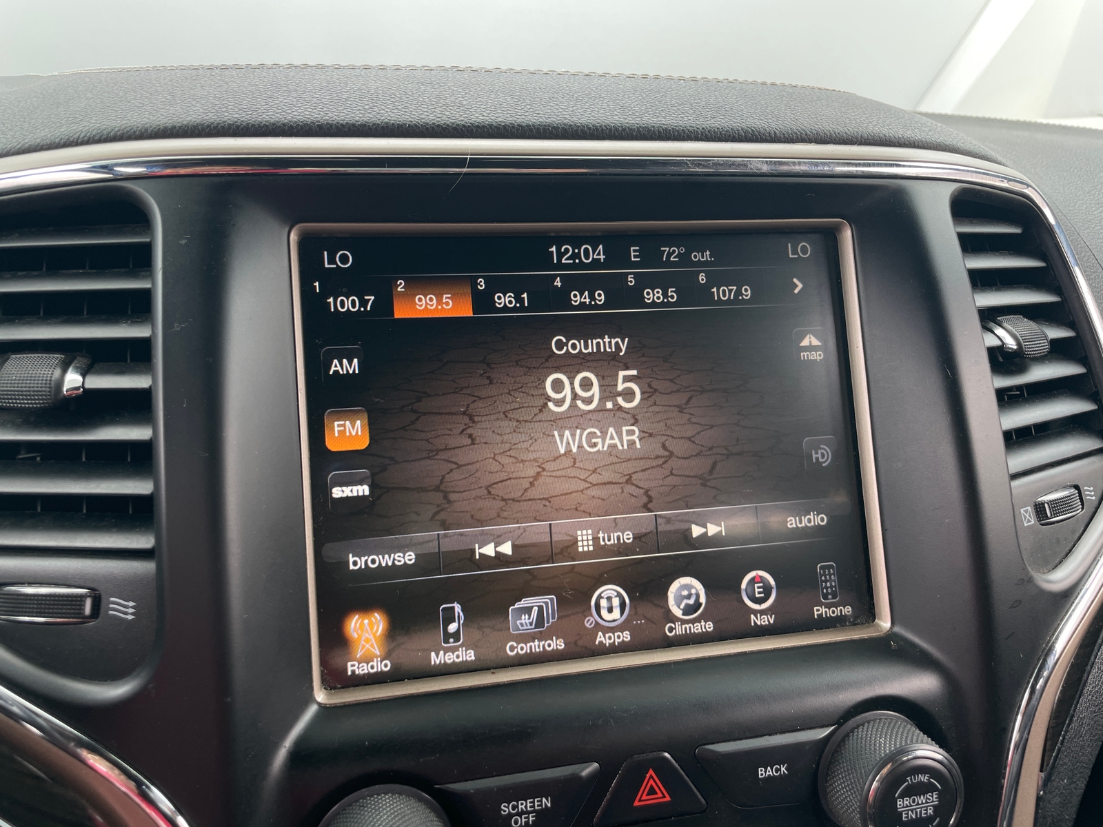 Thumbnail: 2015 Jeep Grand Cherokee - 3