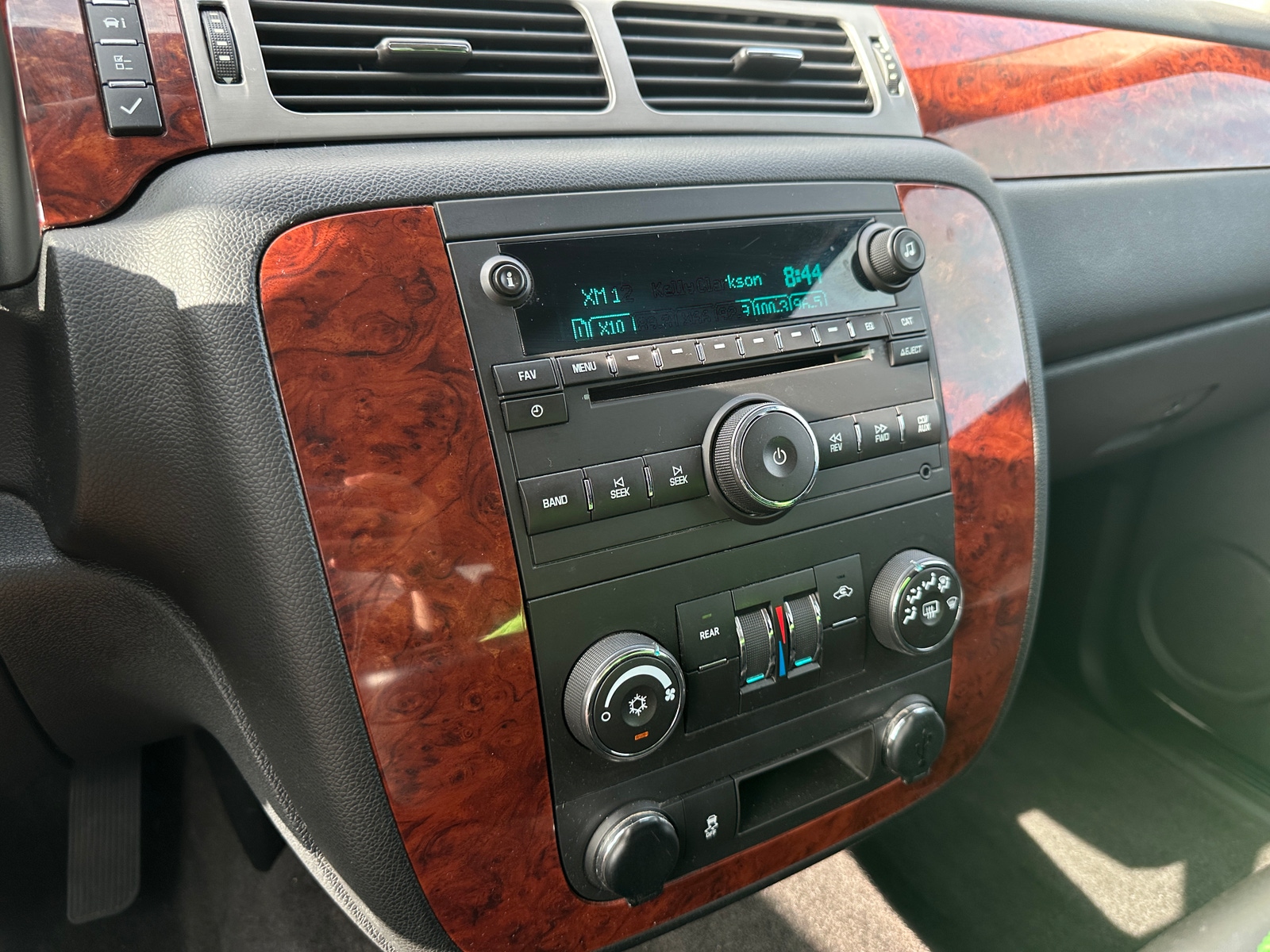 Thumbnail: 2013 Chevrolet Tahoe - 4