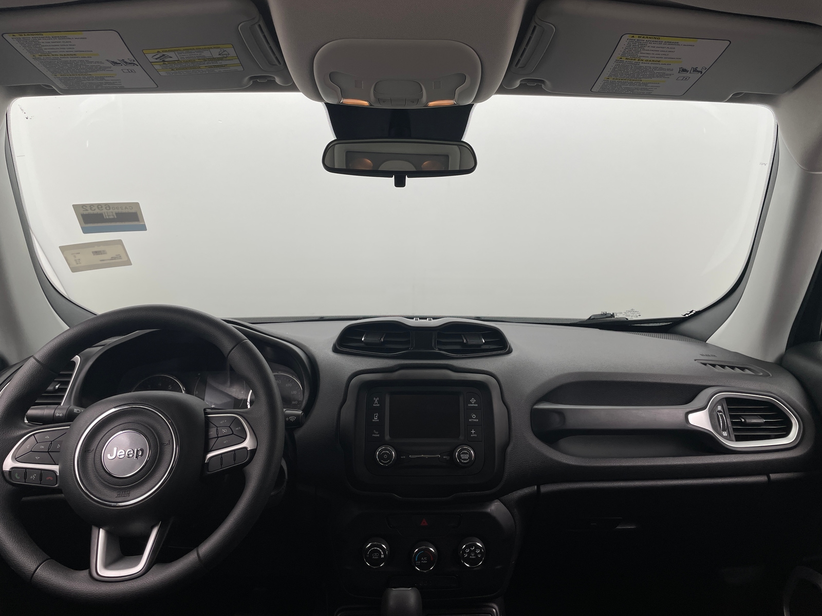 Thumbnail: 2018 Jeep Renegade - 3