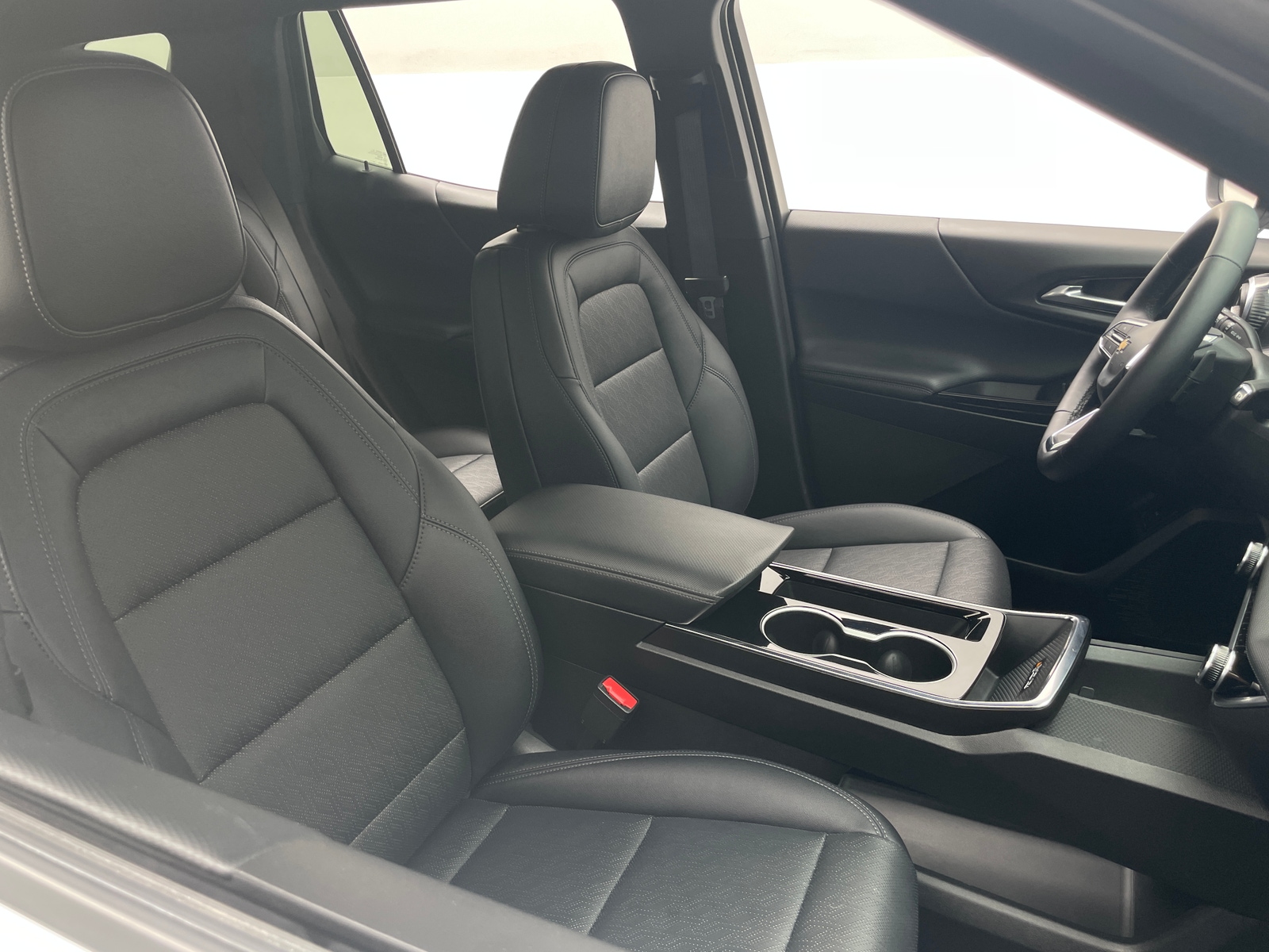 Thumbnail: 2025 Chevrolet Equinox - 2