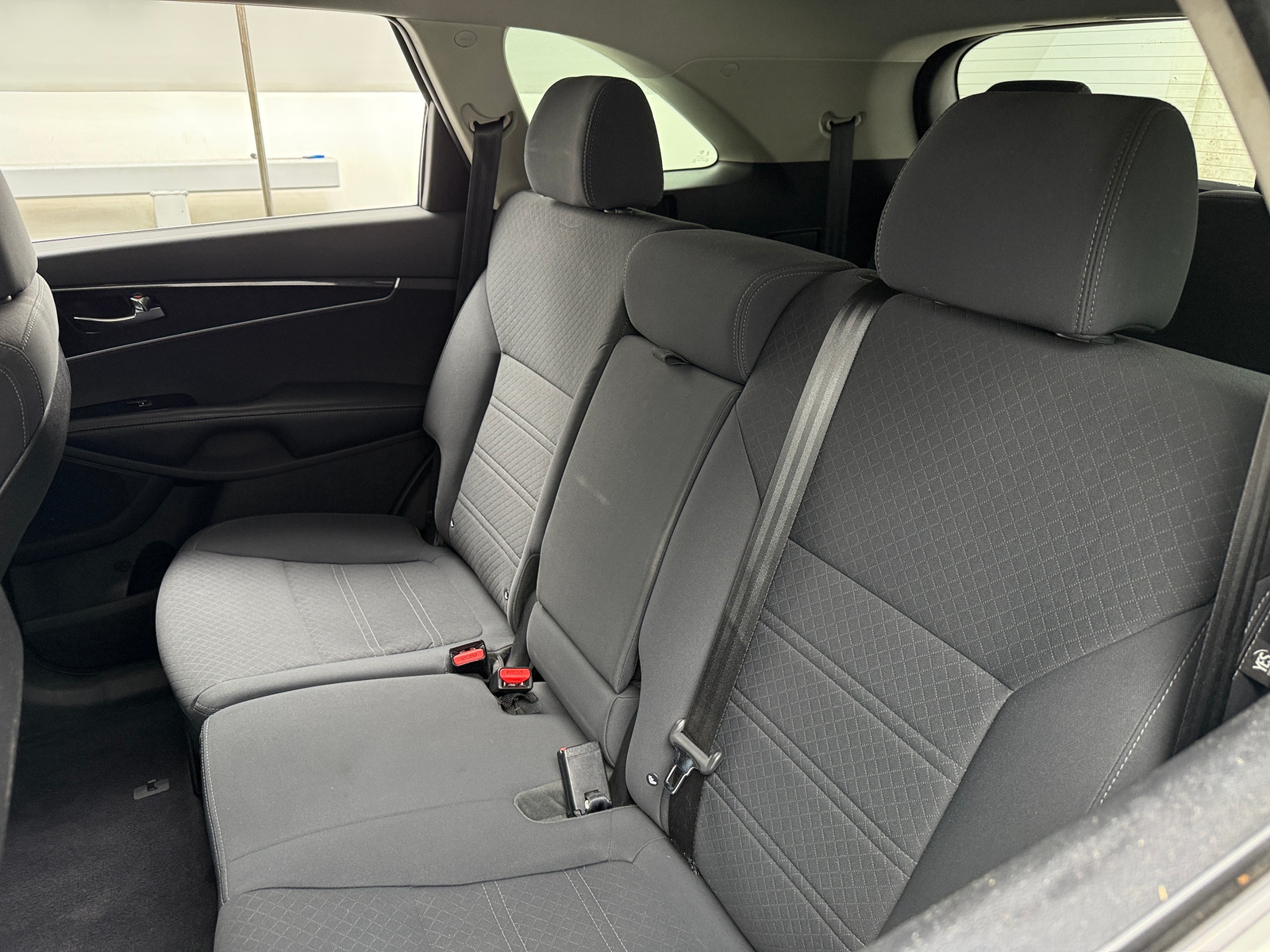 Thumbnail: 2017 Kia Sorento - 6