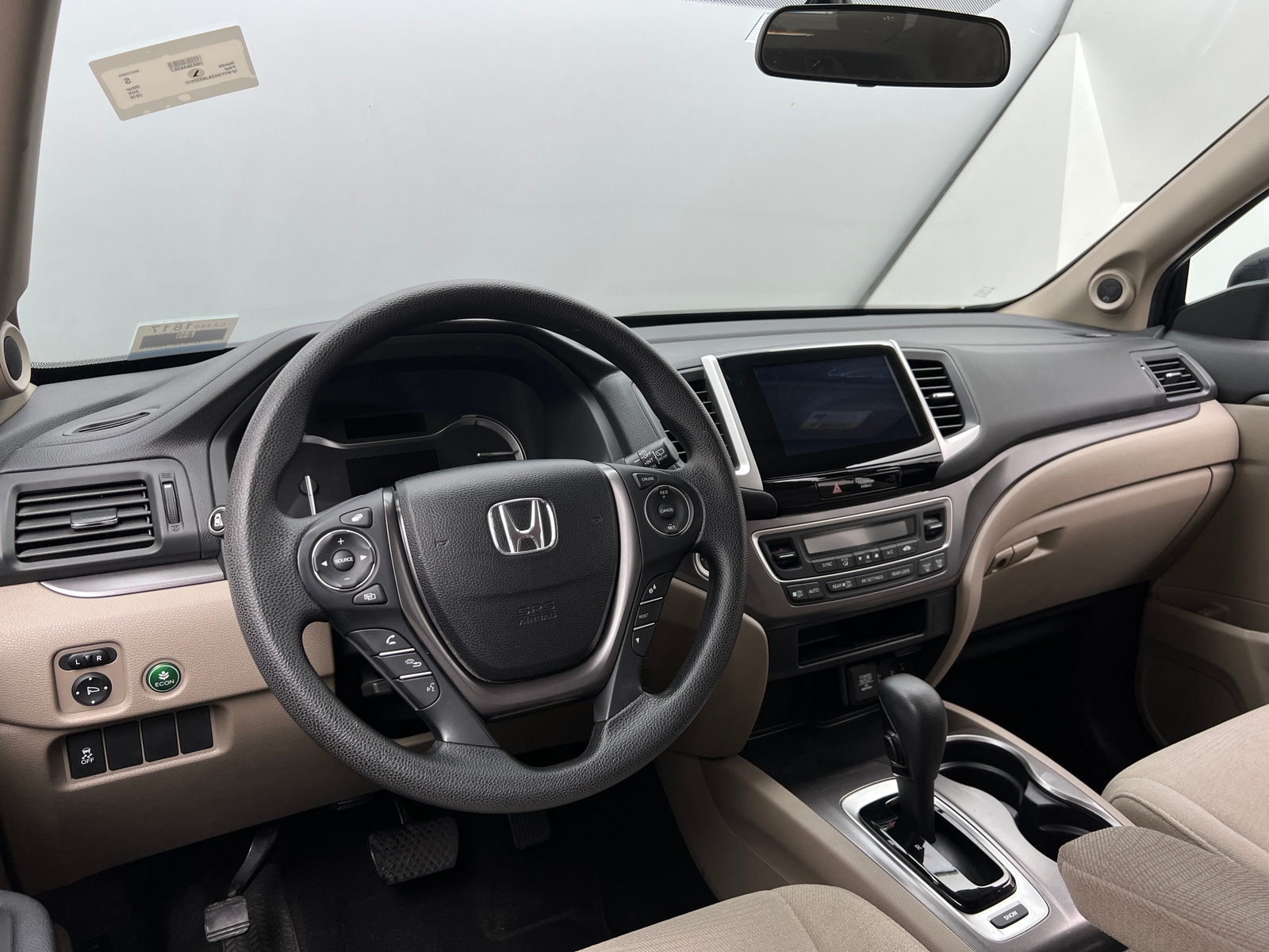 Thumbnail: 2018 Honda Pilot - 3