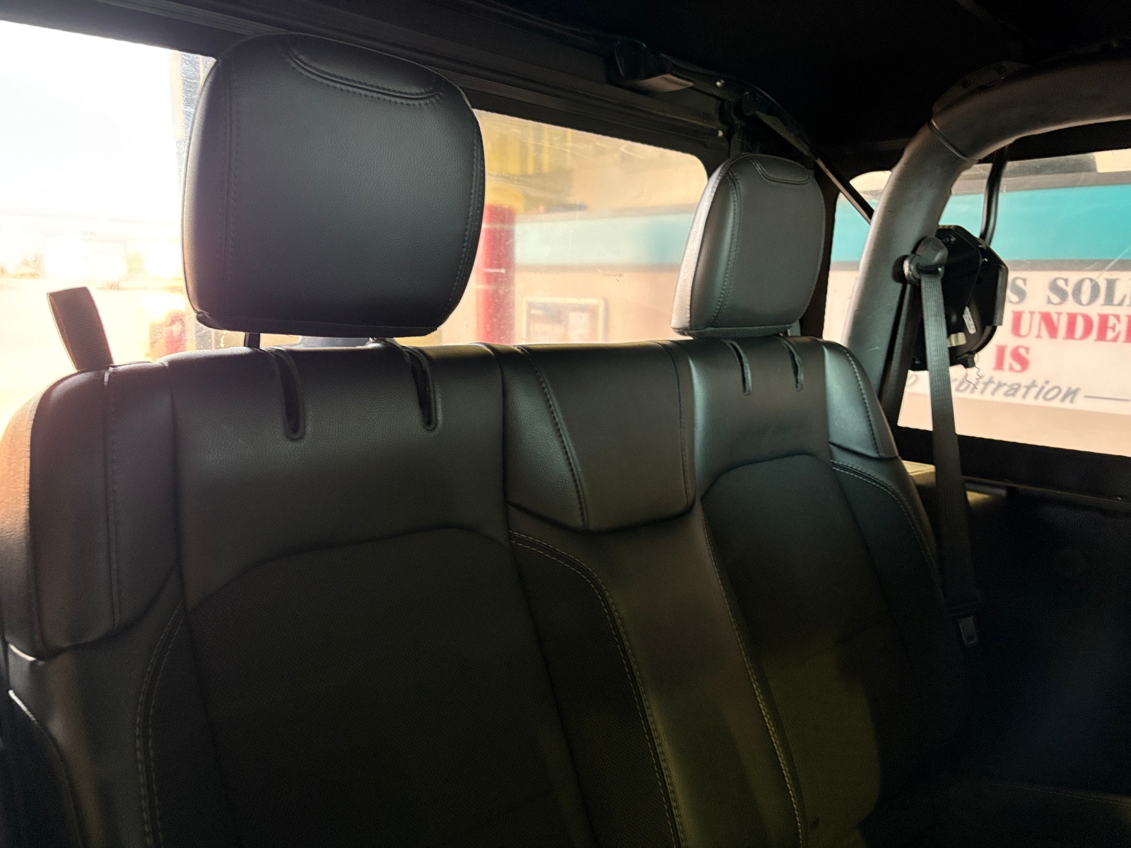 Thumbnail: 2021 Jeep Wrangler - 6
