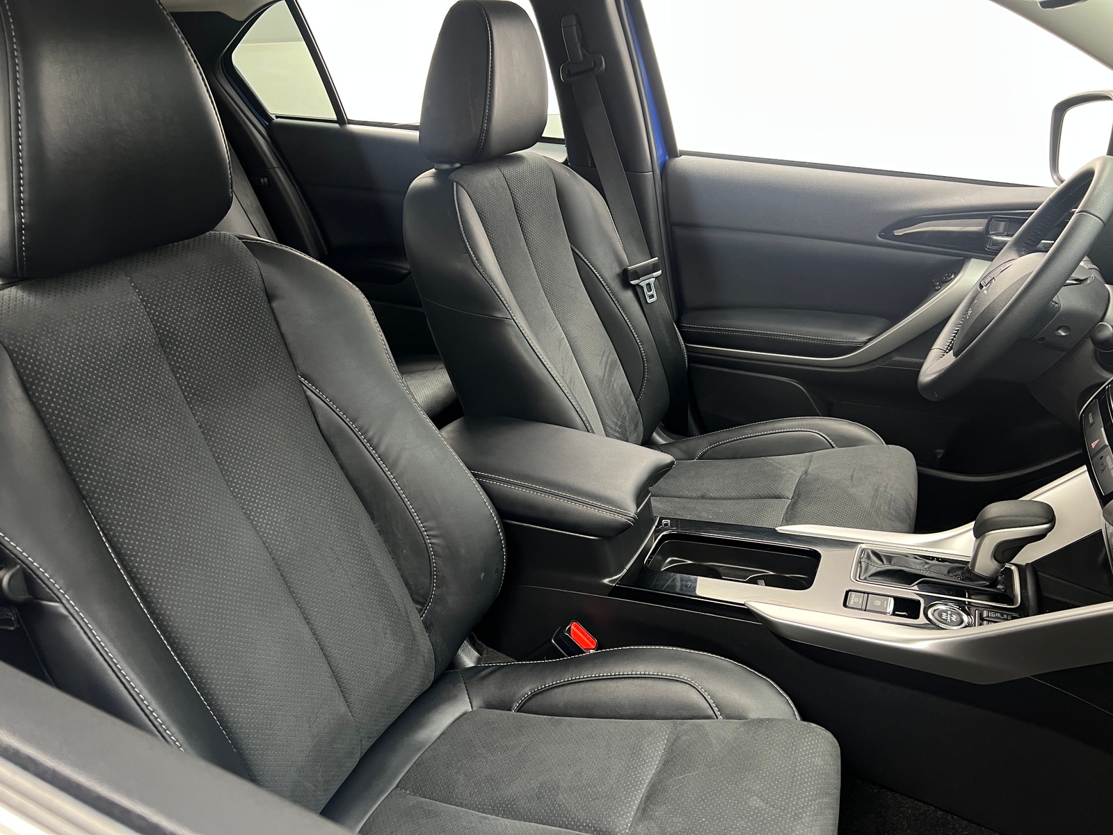 Thumbnail: 2023 Mitsubishi Eclipse Cross - 2