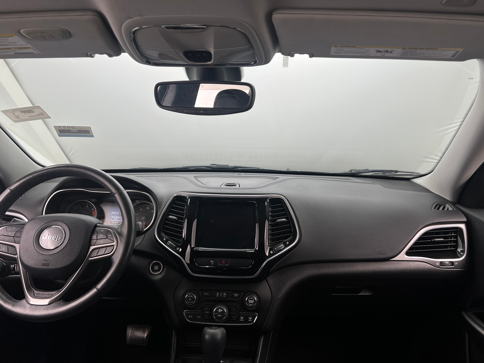 Thumbnail: 2019 Jeep Cherokee - 2