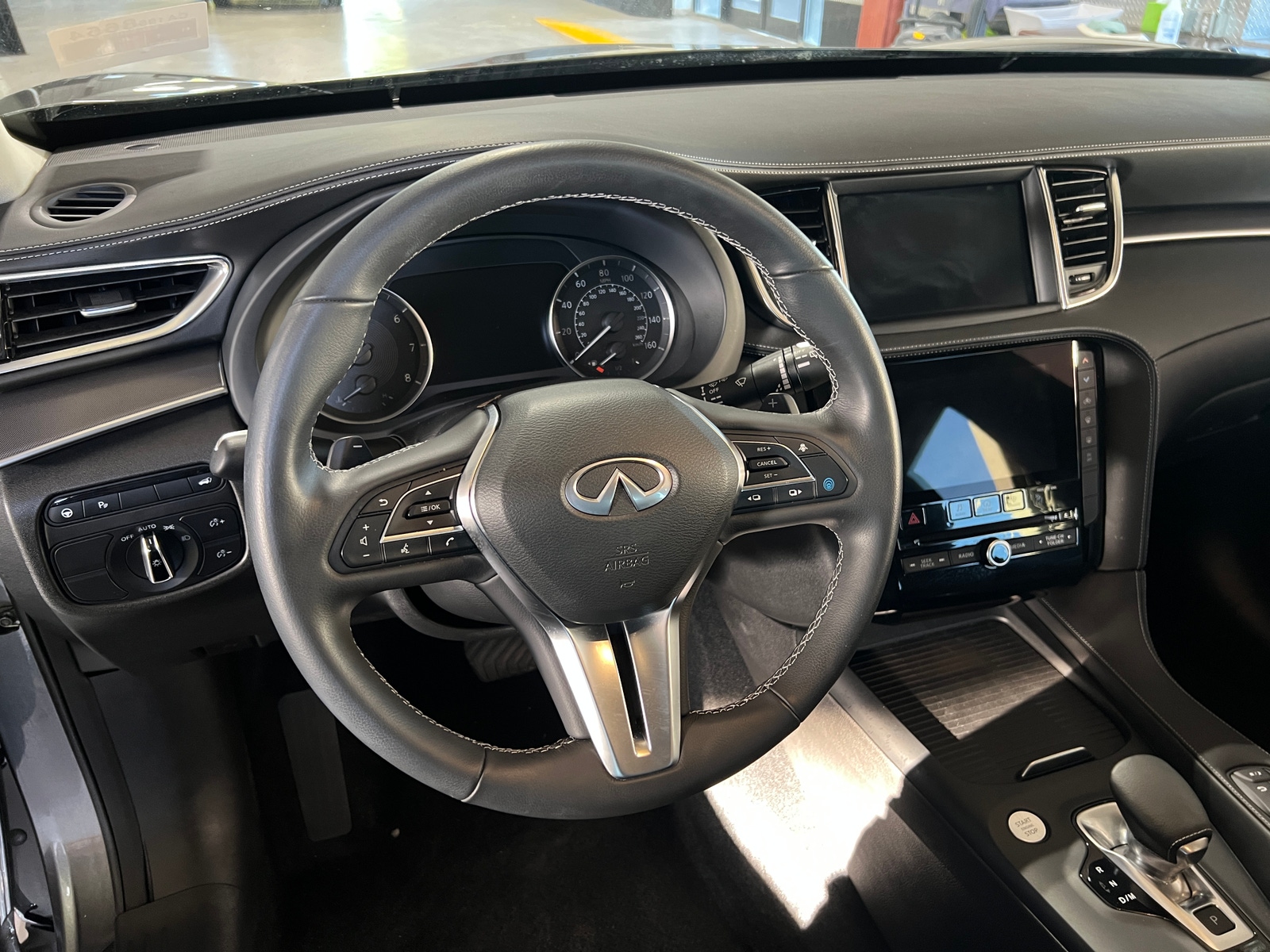 Thumbnail: 2022 INFINITI QX50 - 4