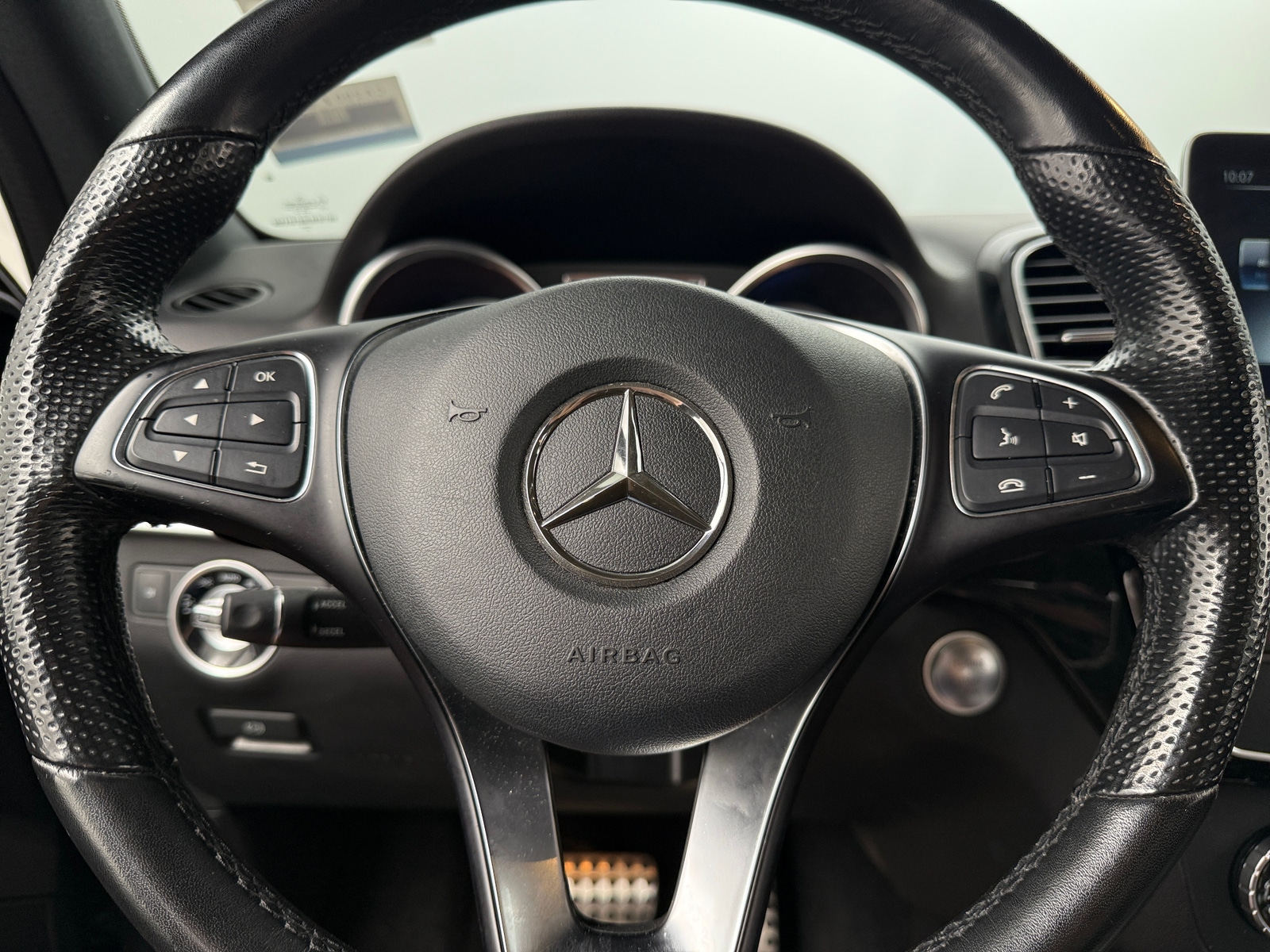 Thumbnail: 2019 Mercedes-Benz GLE - 4