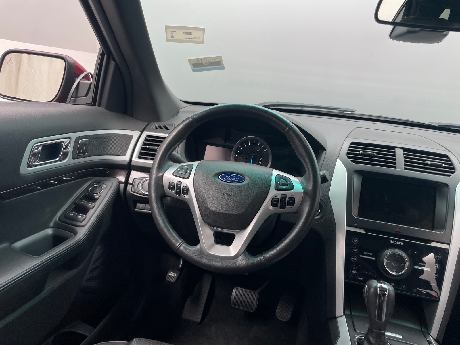 Thumbnail: 2015 Ford Explorer - 4
