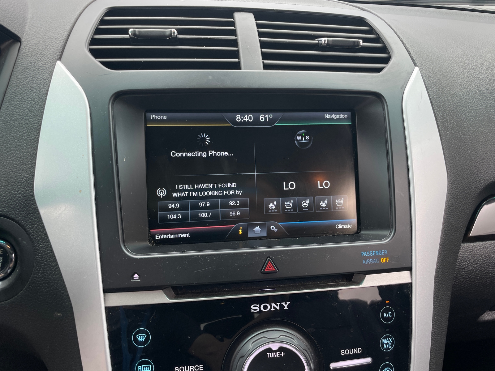 Thumbnail: 2015 Ford Explorer - 3