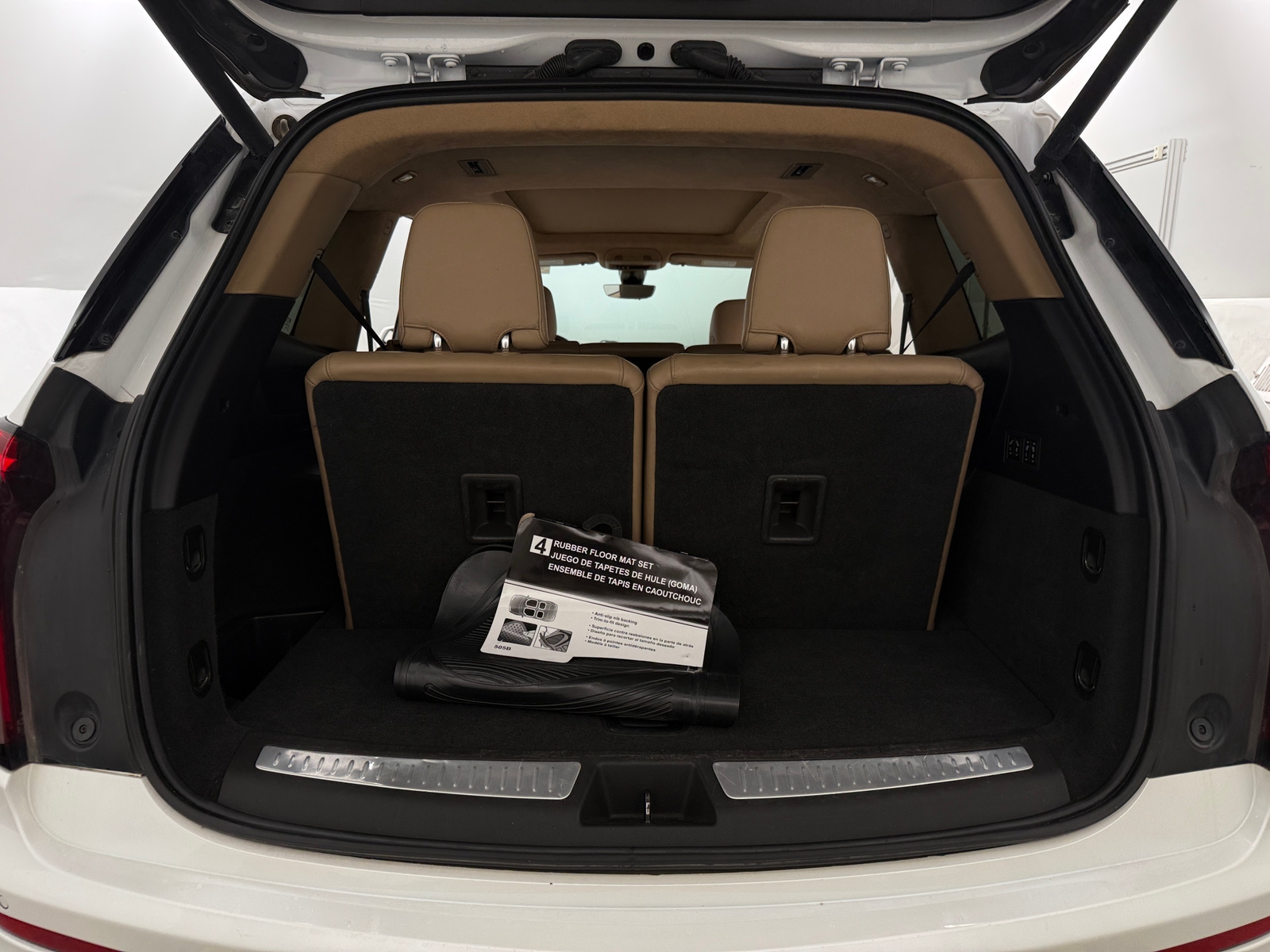 Thumbnail: 2020 Cadillac XT6 - 6