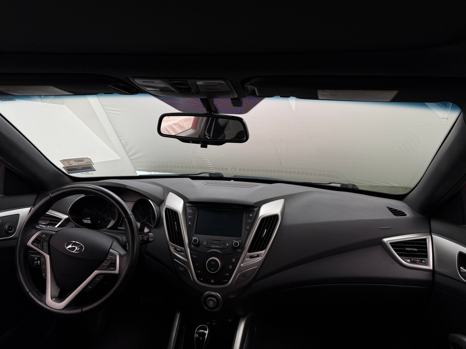 Thumbnail: 2017 Hyundai Veloster - 3