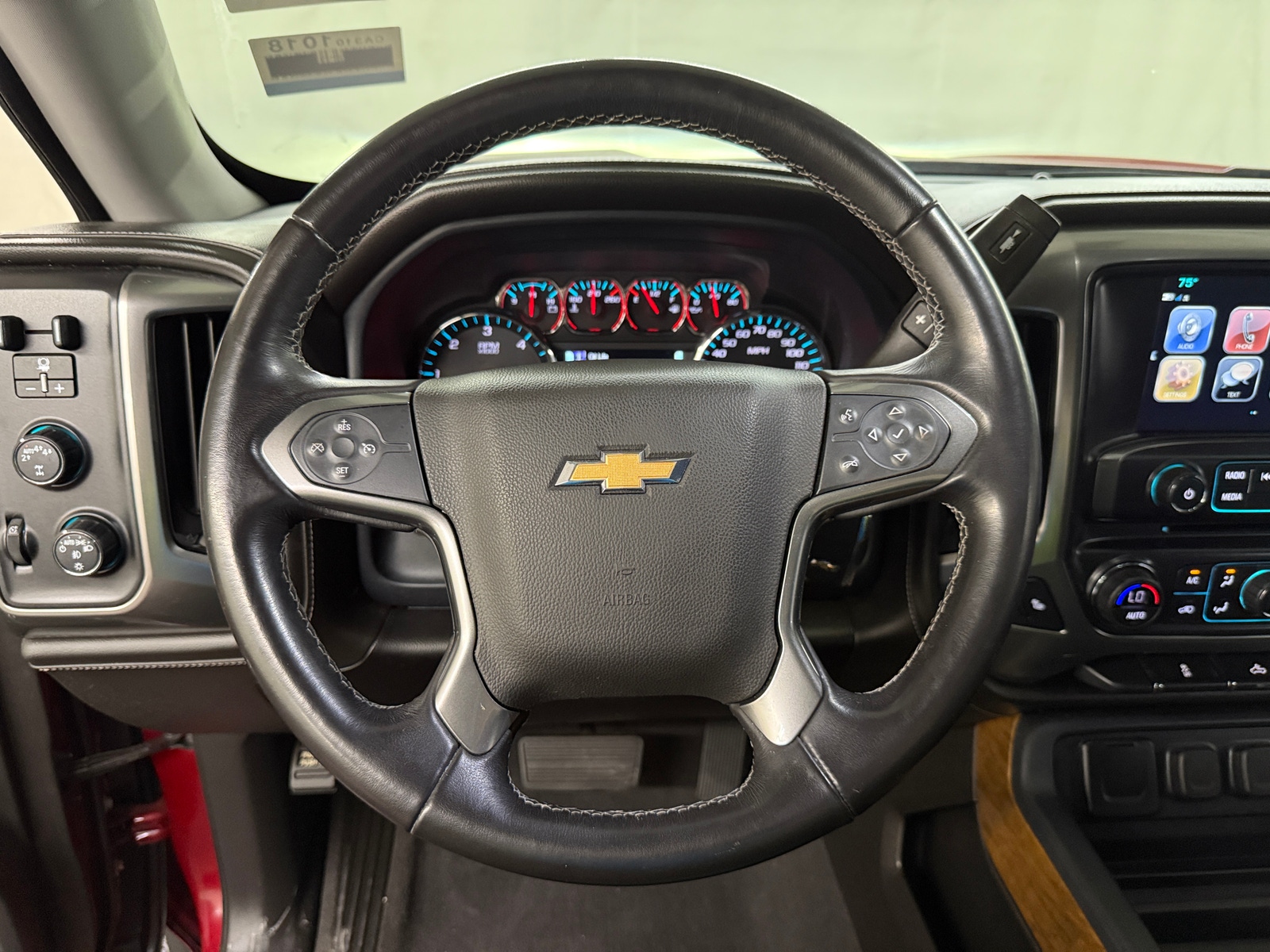 Thumbnail: 2018 Chevrolet Silverado 1500 - 5