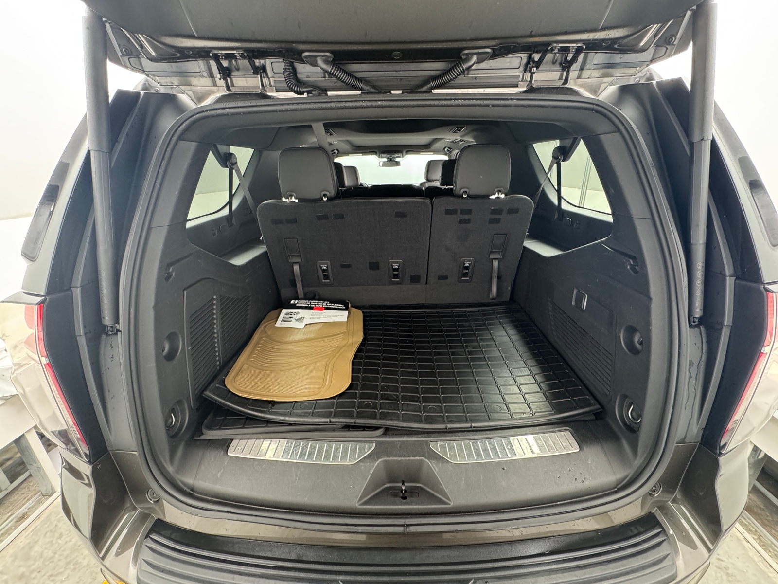 Thumbnail: 2021 Chevrolet Suburban - 6
