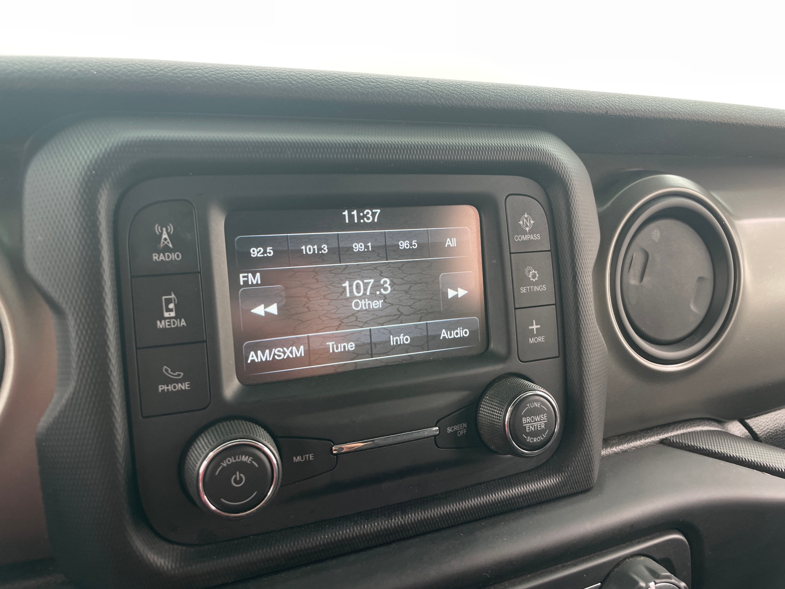 Thumbnail: 2018 Jeep Wrangler - 4