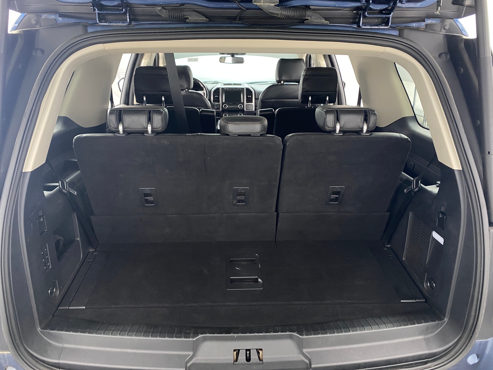 Thumbnail: 2019 Ford Expedition - 6
