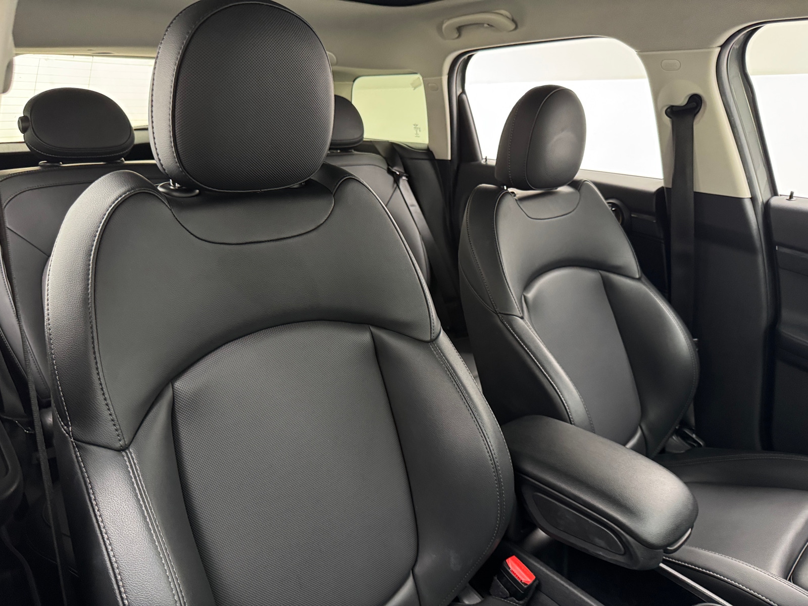 Thumbnail: 2019 MINI Cooper Countryman - 2