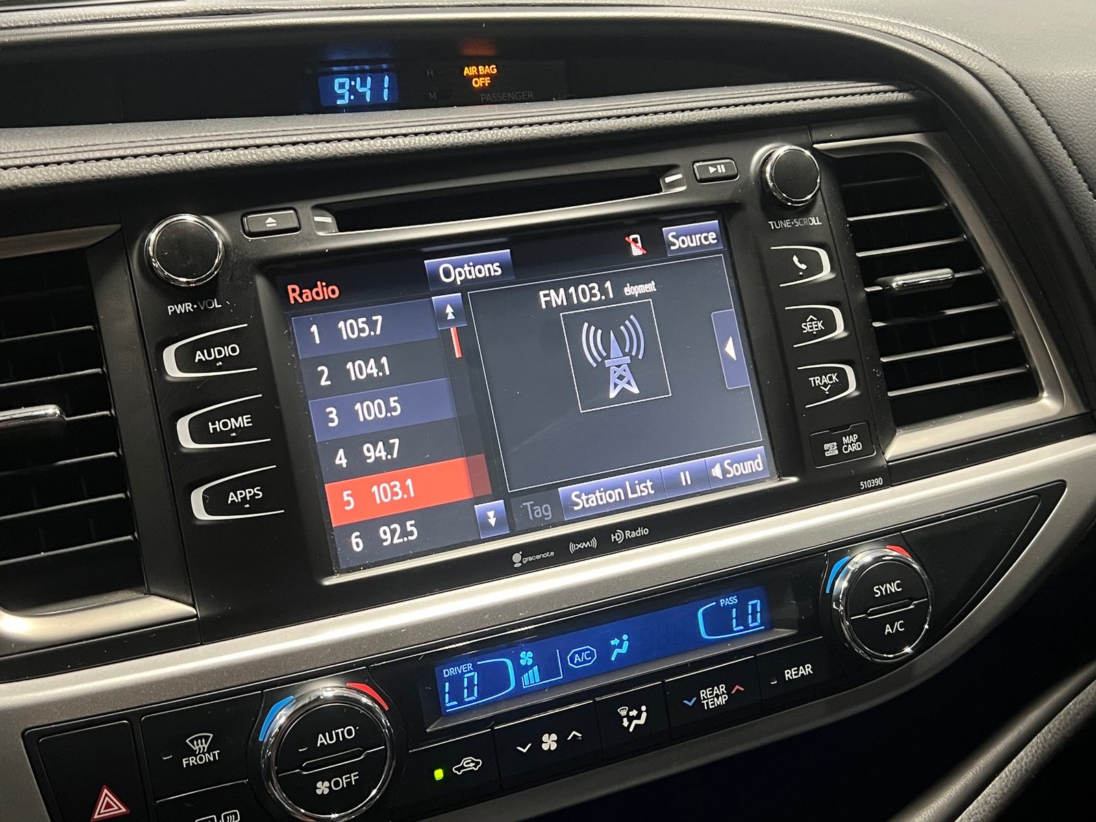 Thumbnail: 2018 Toyota Highlander - 3