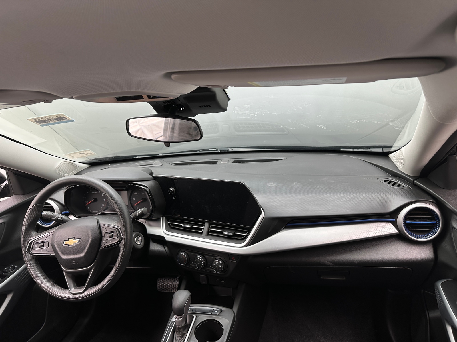 Thumbnail: 2024 Chevrolet Trax - 3