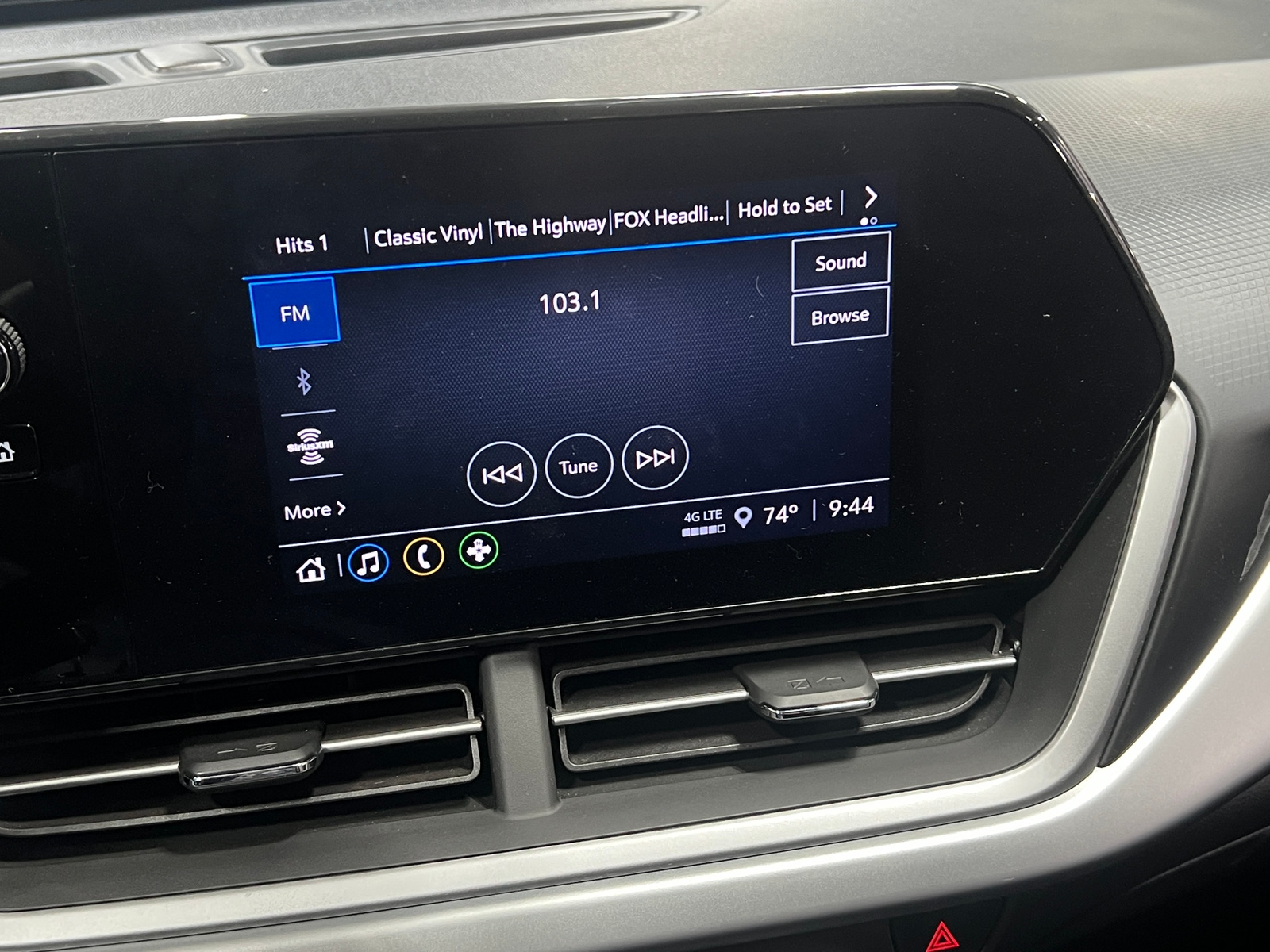 Thumbnail: 2024 Chevrolet Trax - 4