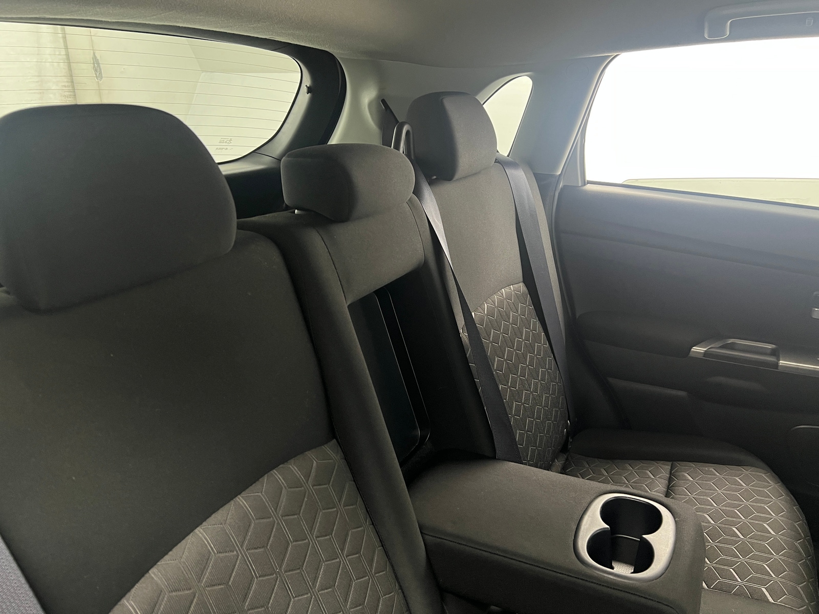 Thumbnail: 2020 Mitsubishi Outlander Sport - 6