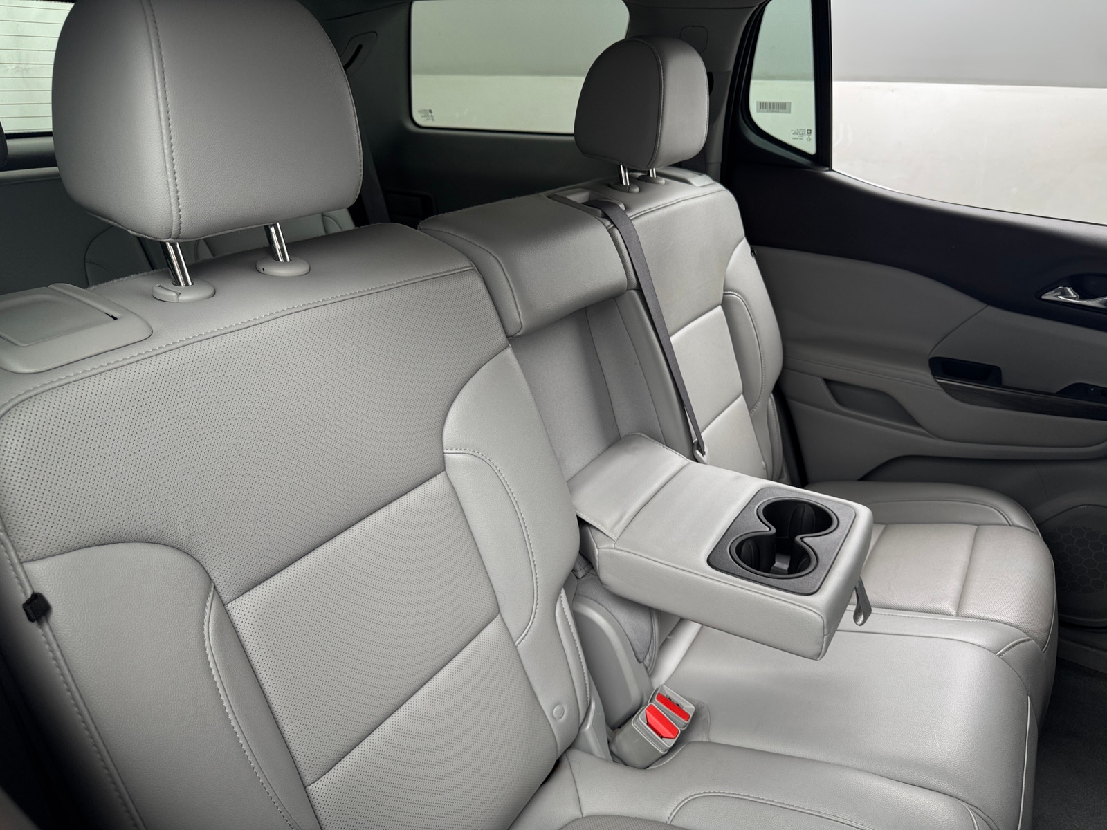Thumbnail: 2023 GMC Acadia - 5