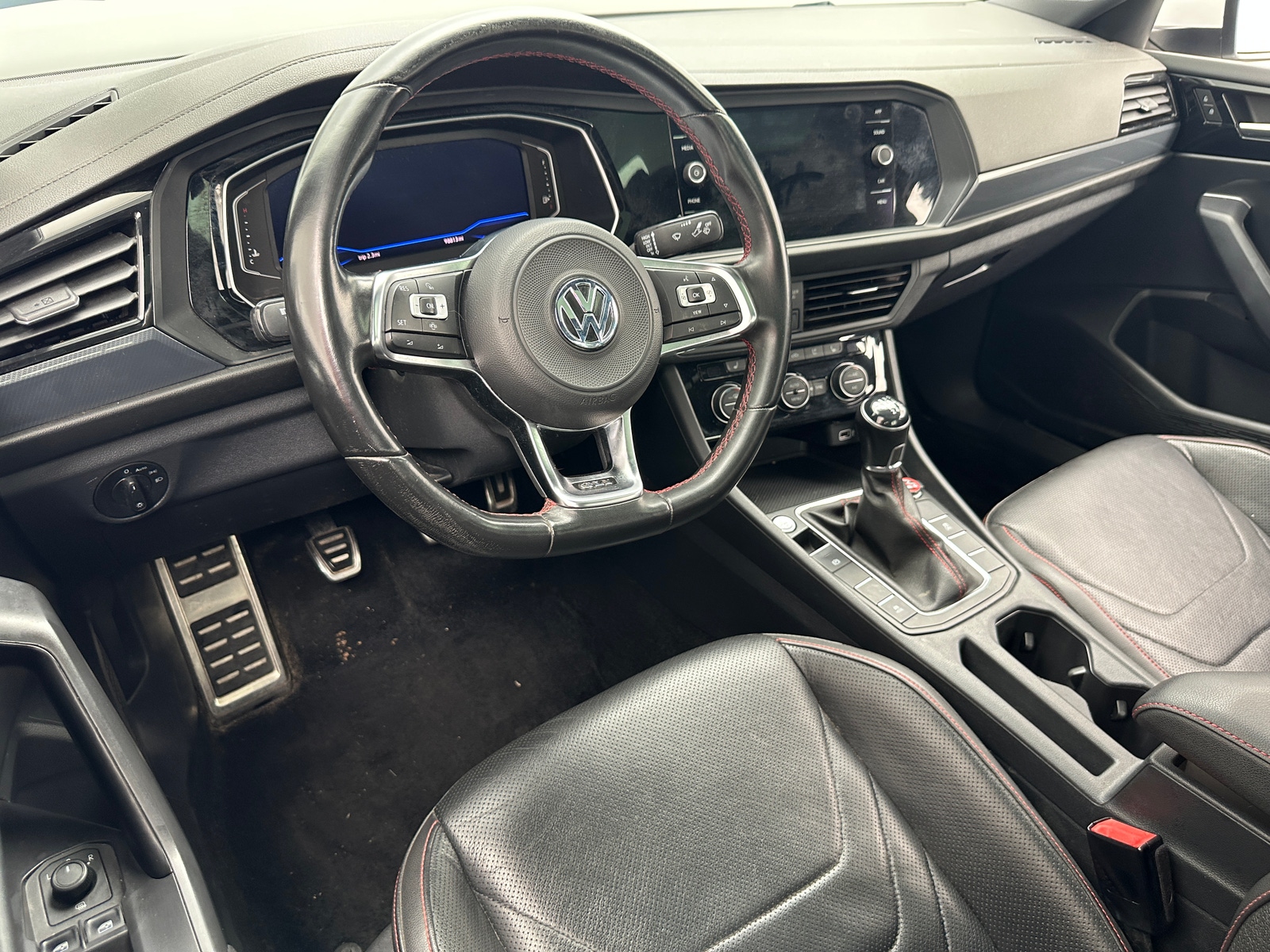 Thumbnail: 2019 Volkswagen Jetta - 2