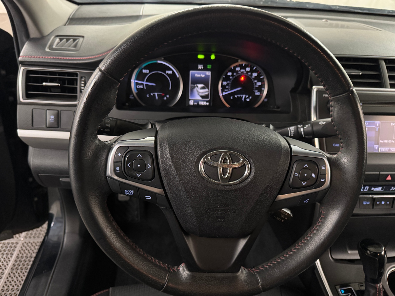 Thumbnail: 2017 Toyota Camry - 4