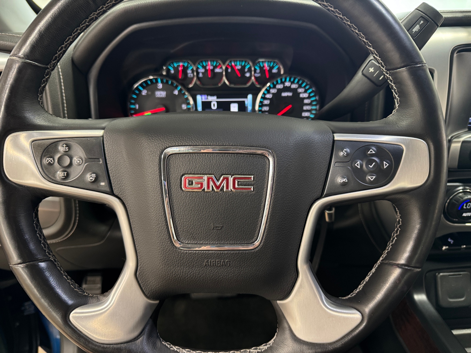 Thumbnail: 2017 GMC Sierra 1500 - 4