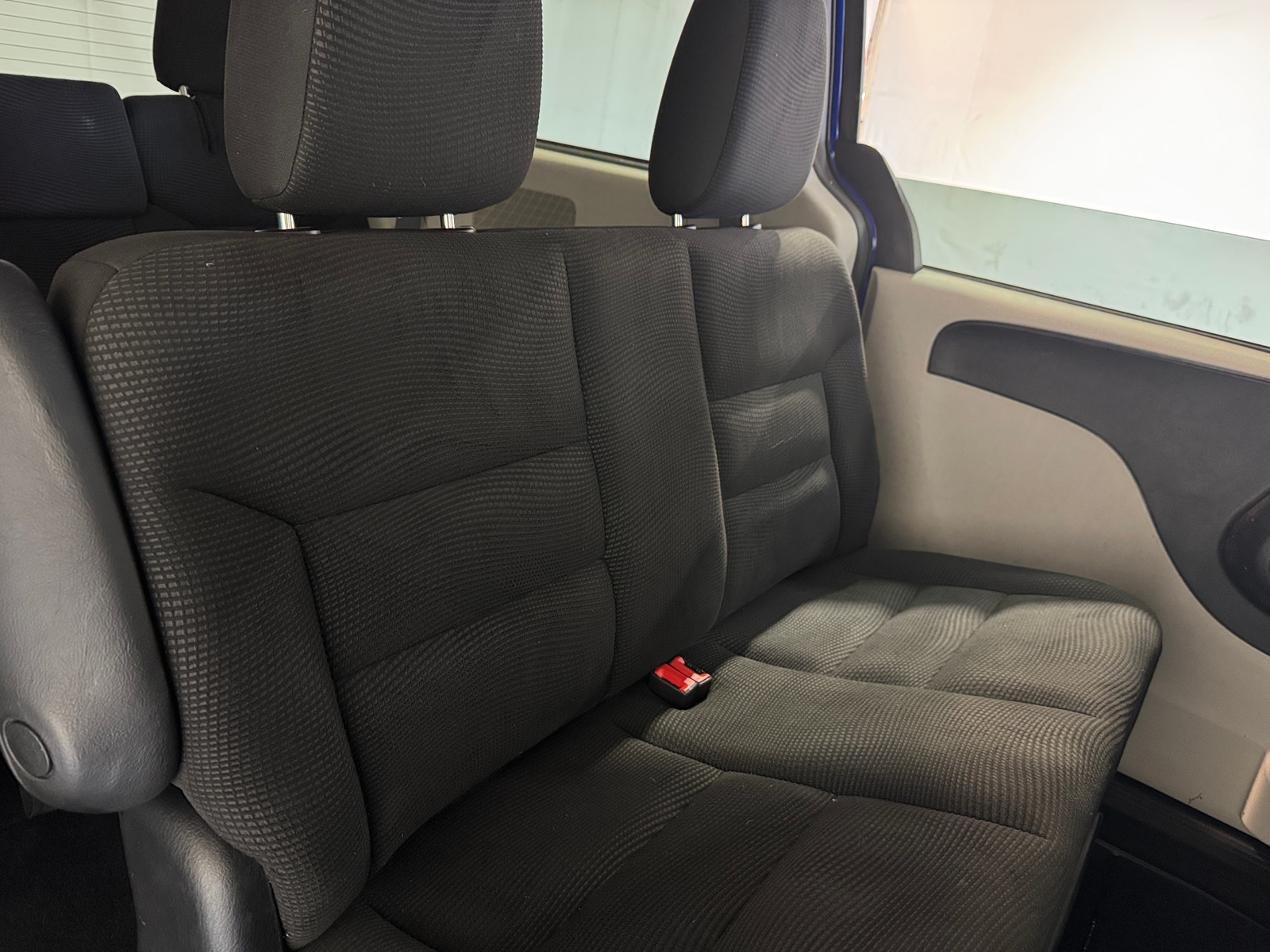 Thumbnail: 2020 Dodge Grand Caravan - 6