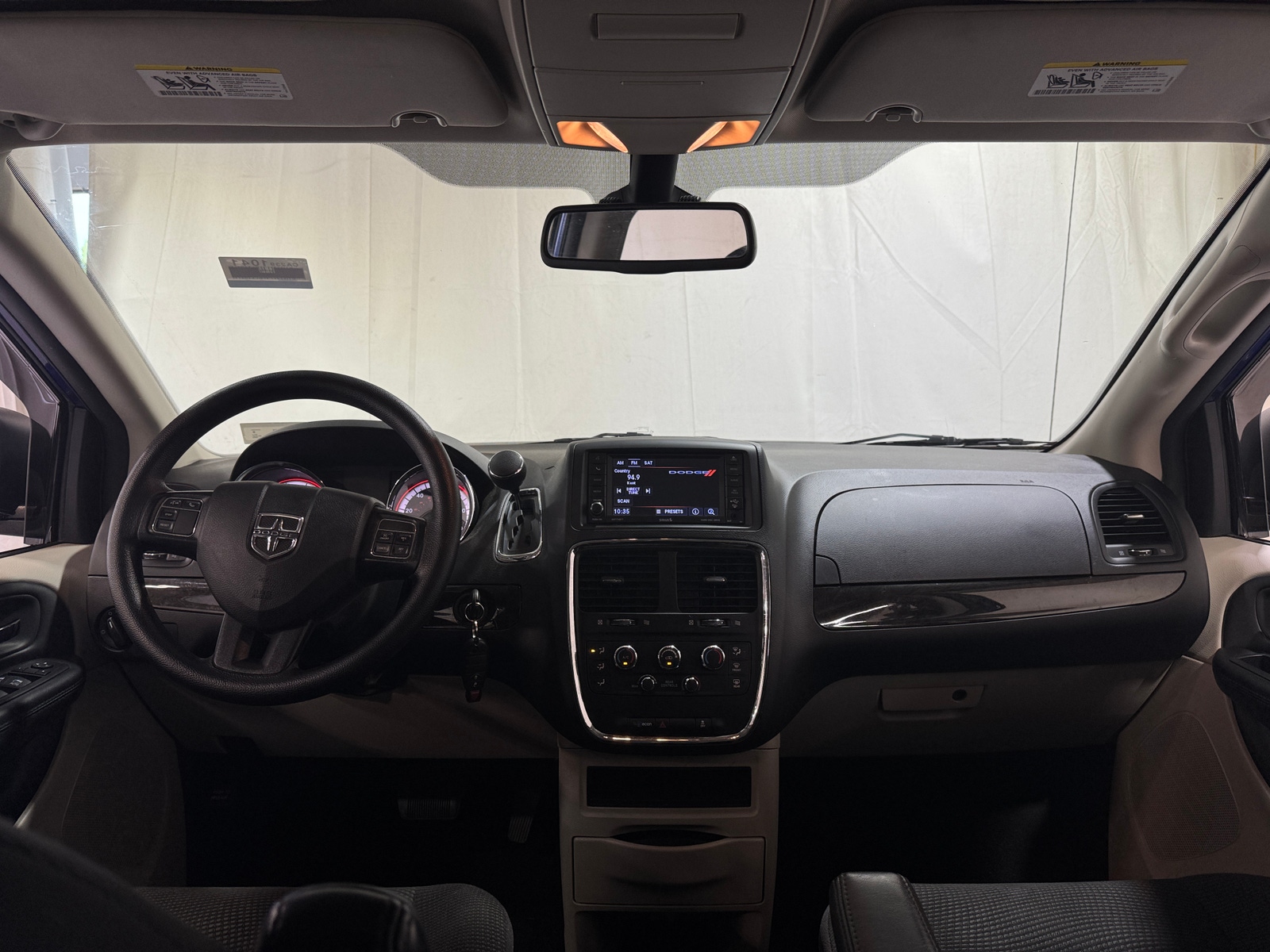 Thumbnail: 2020 Dodge Grand Caravan - 3