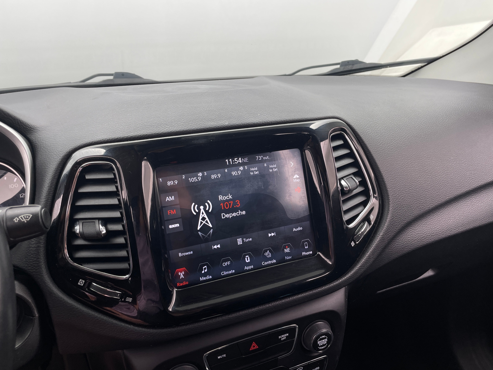 Thumbnail: 2018 Jeep Compass - 3