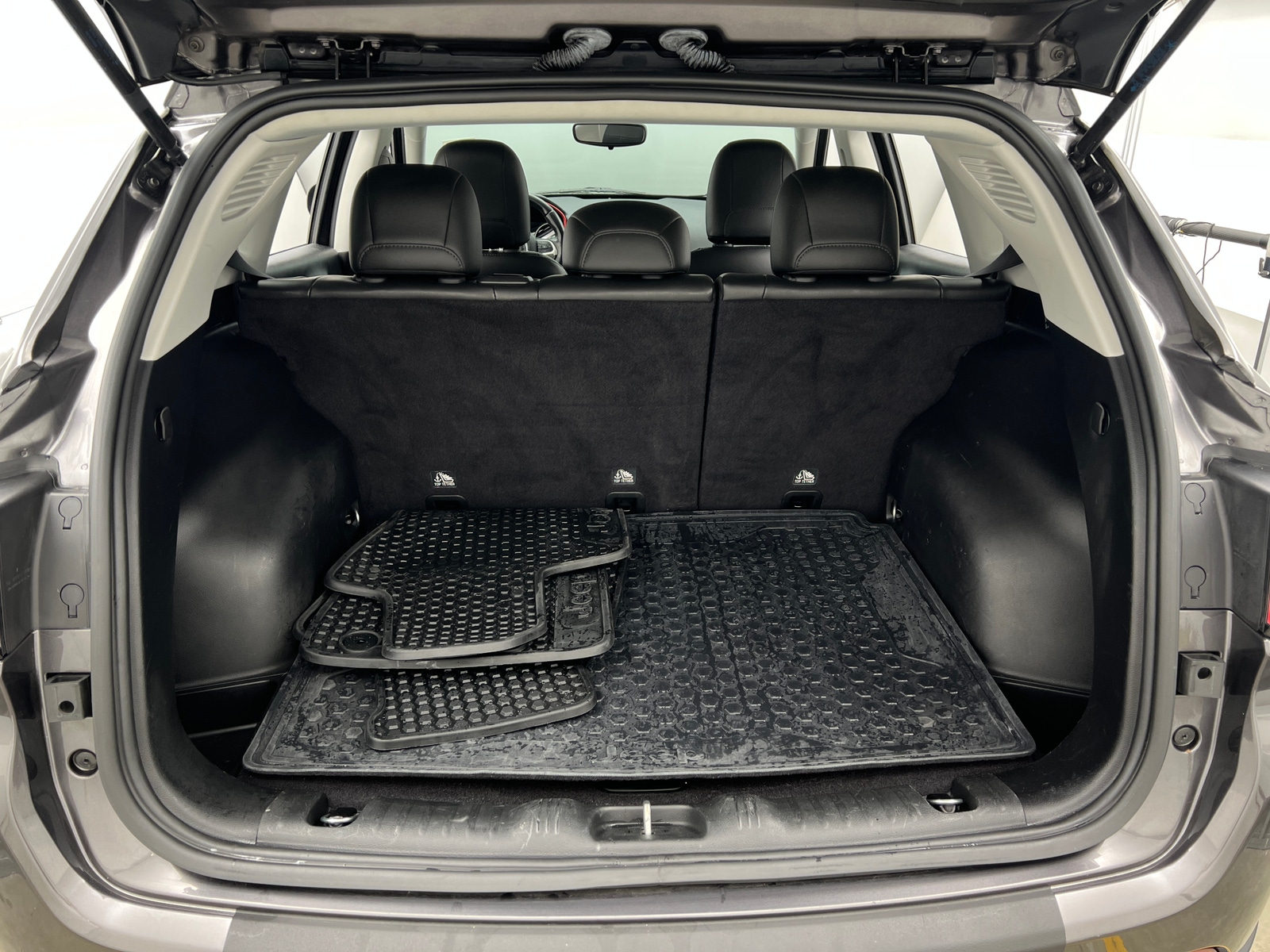 Thumbnail: 2019 Jeep Compass - 7