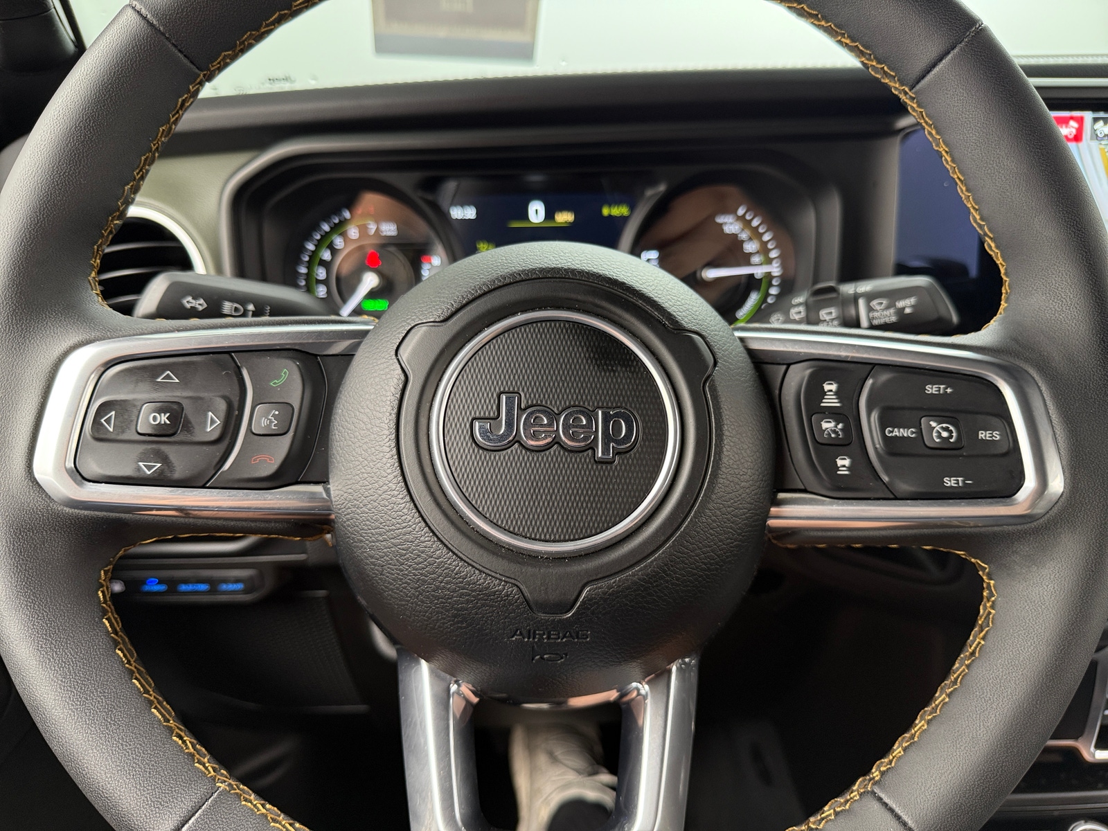 Thumbnail: 2024 Jeep Wrangler - 4