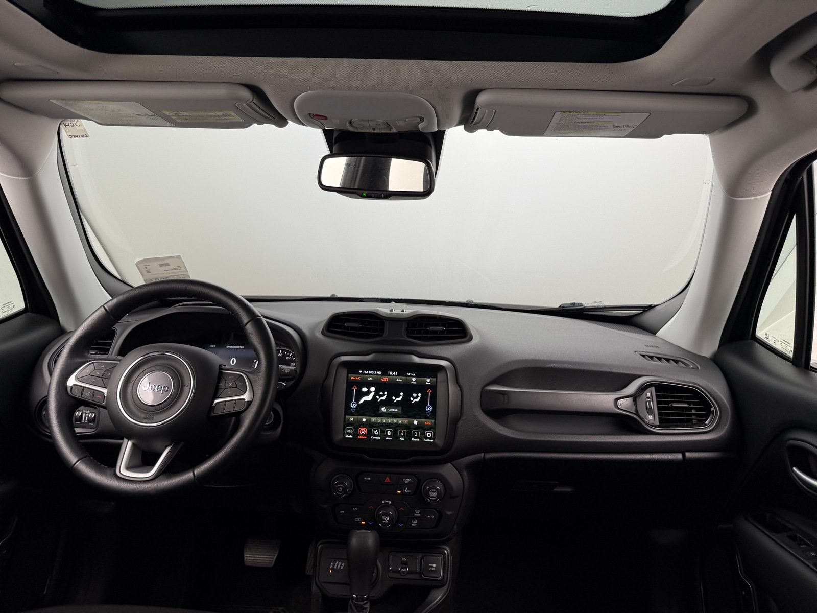Thumbnail: 2023 Jeep Renegade - 3