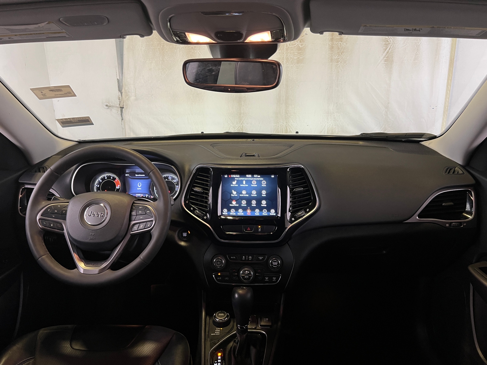 Thumbnail: 2022 Jeep Cherokee - 2